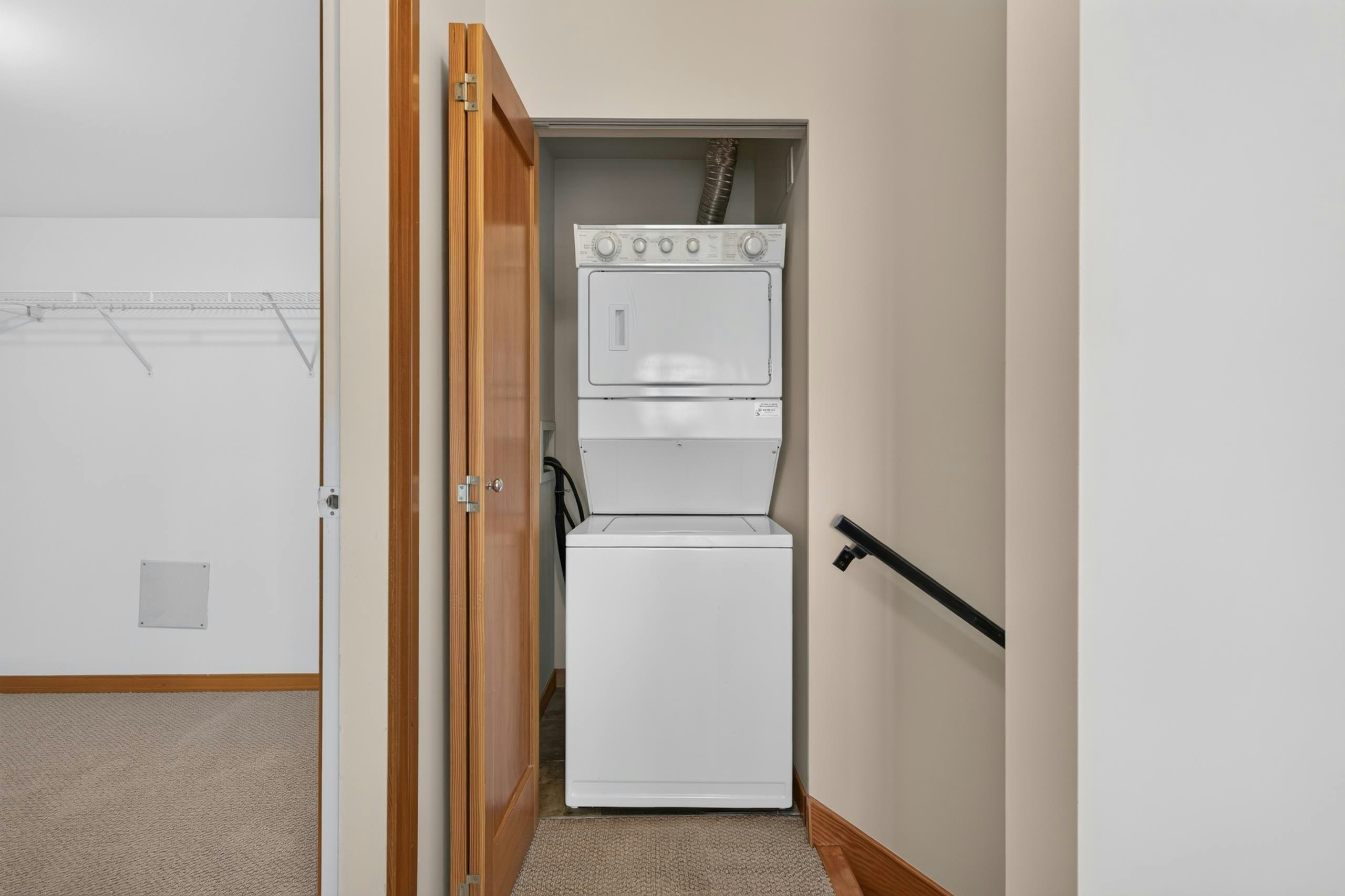 201-7 Rialto Court, New Westminster, BC, V3M 7A8 - 25