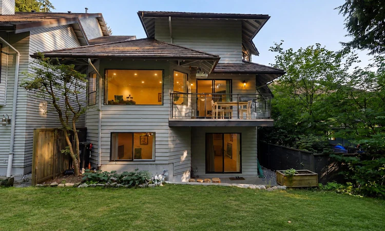 5729 Owl Court