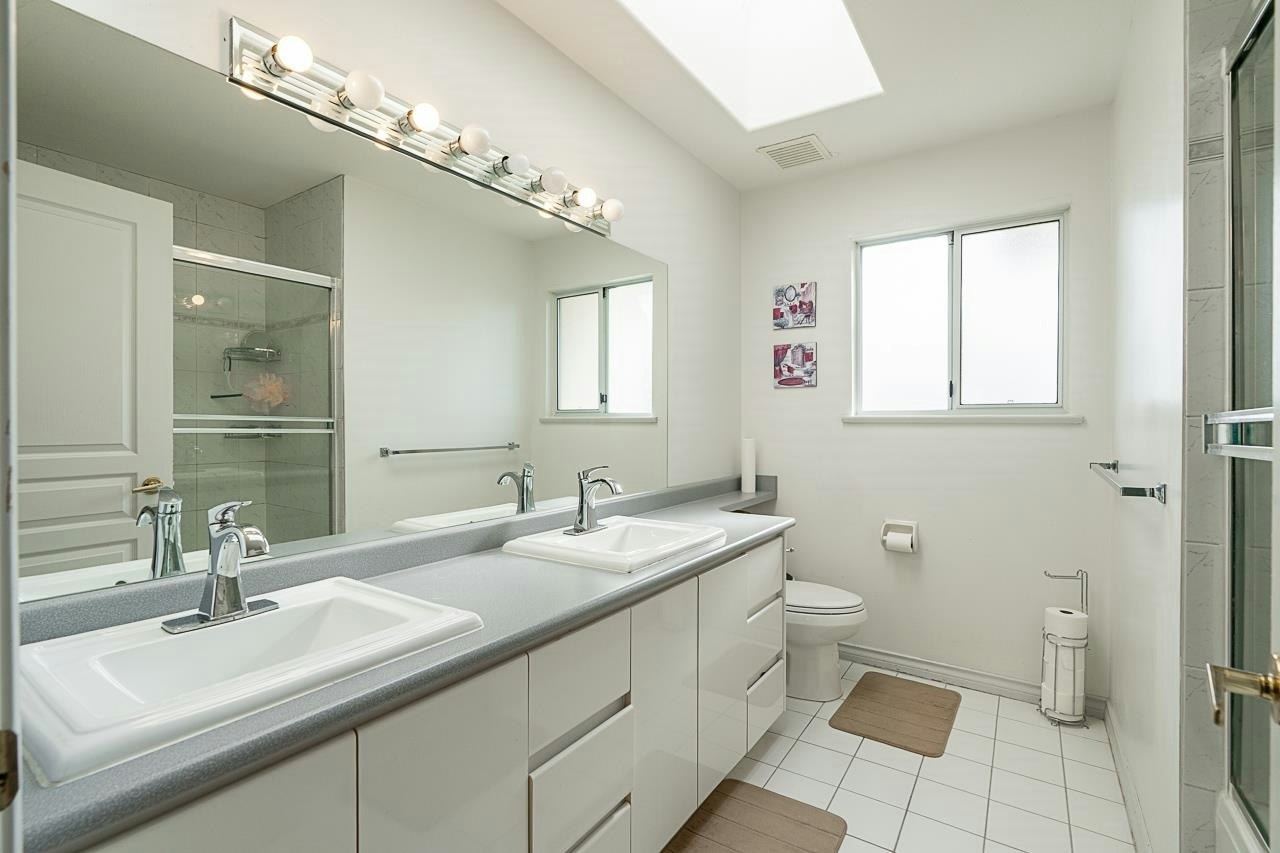 2980 Cliffrose Crescent, Coquitlam, BC, V3E 2T2 - 25