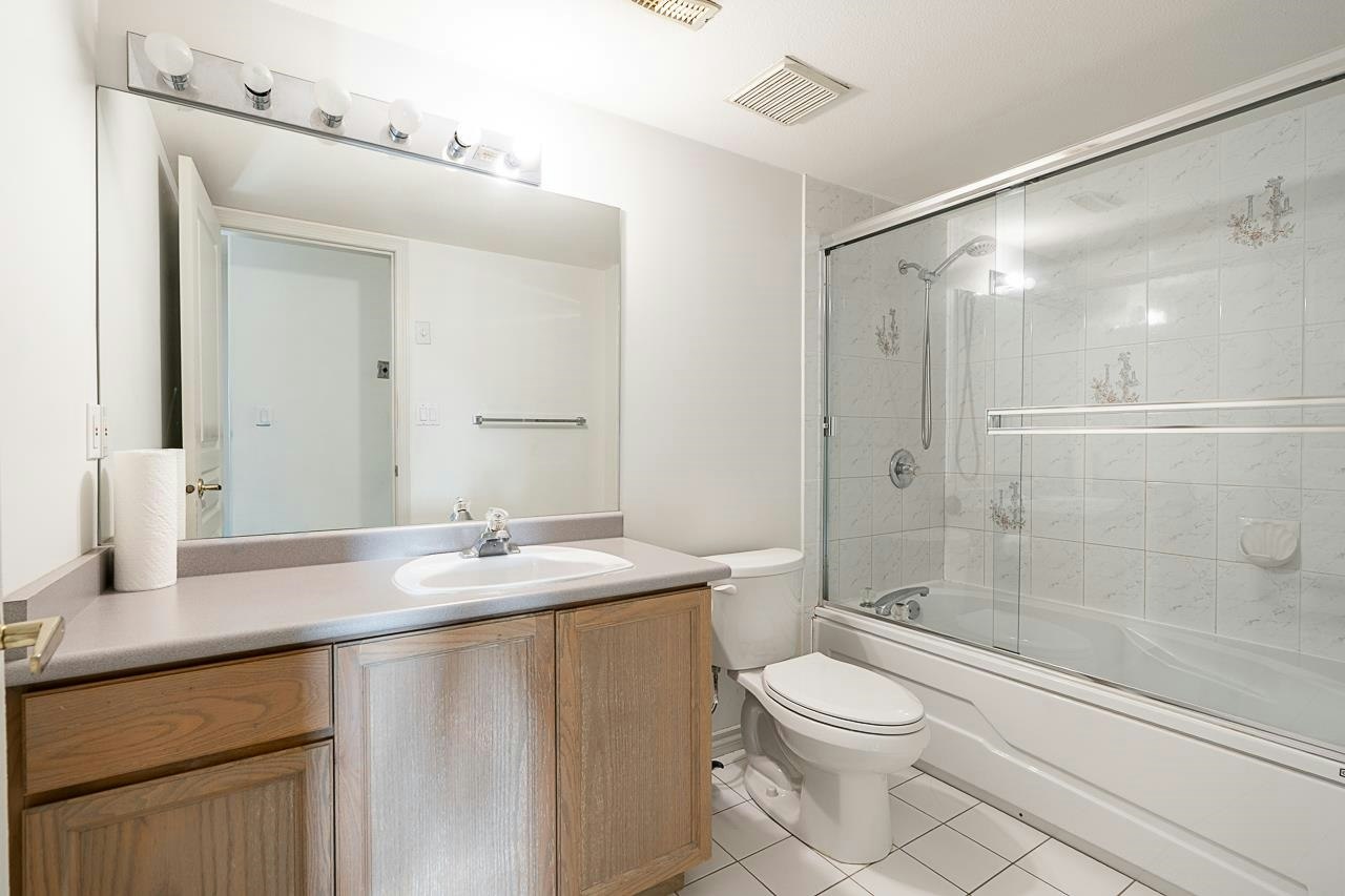 2980 Cliffrose Crescent, Coquitlam, BC, V3E 2T2 - 30