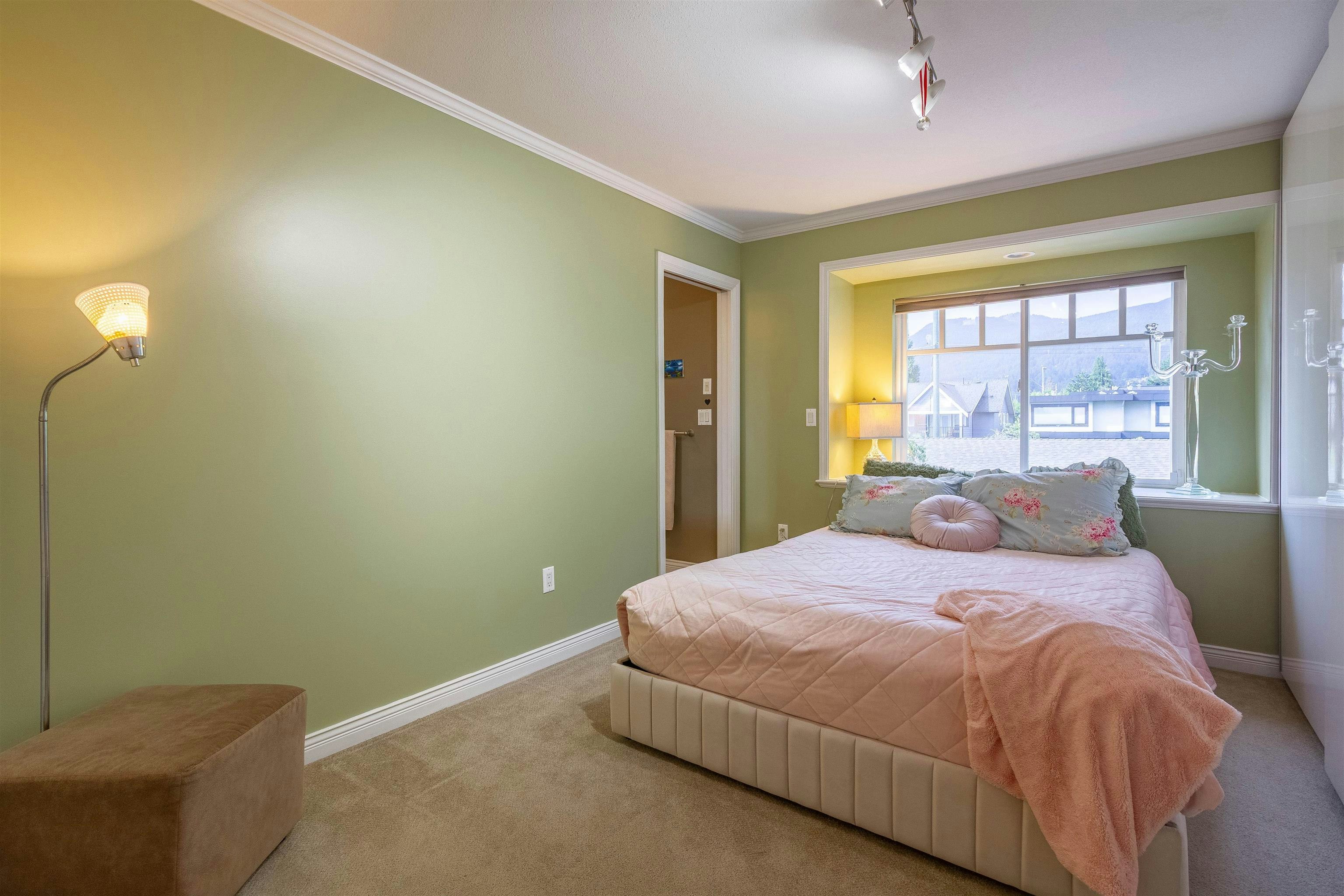358 E 14th Street, North Vancouver, BC, V7L 2N6 - 24
