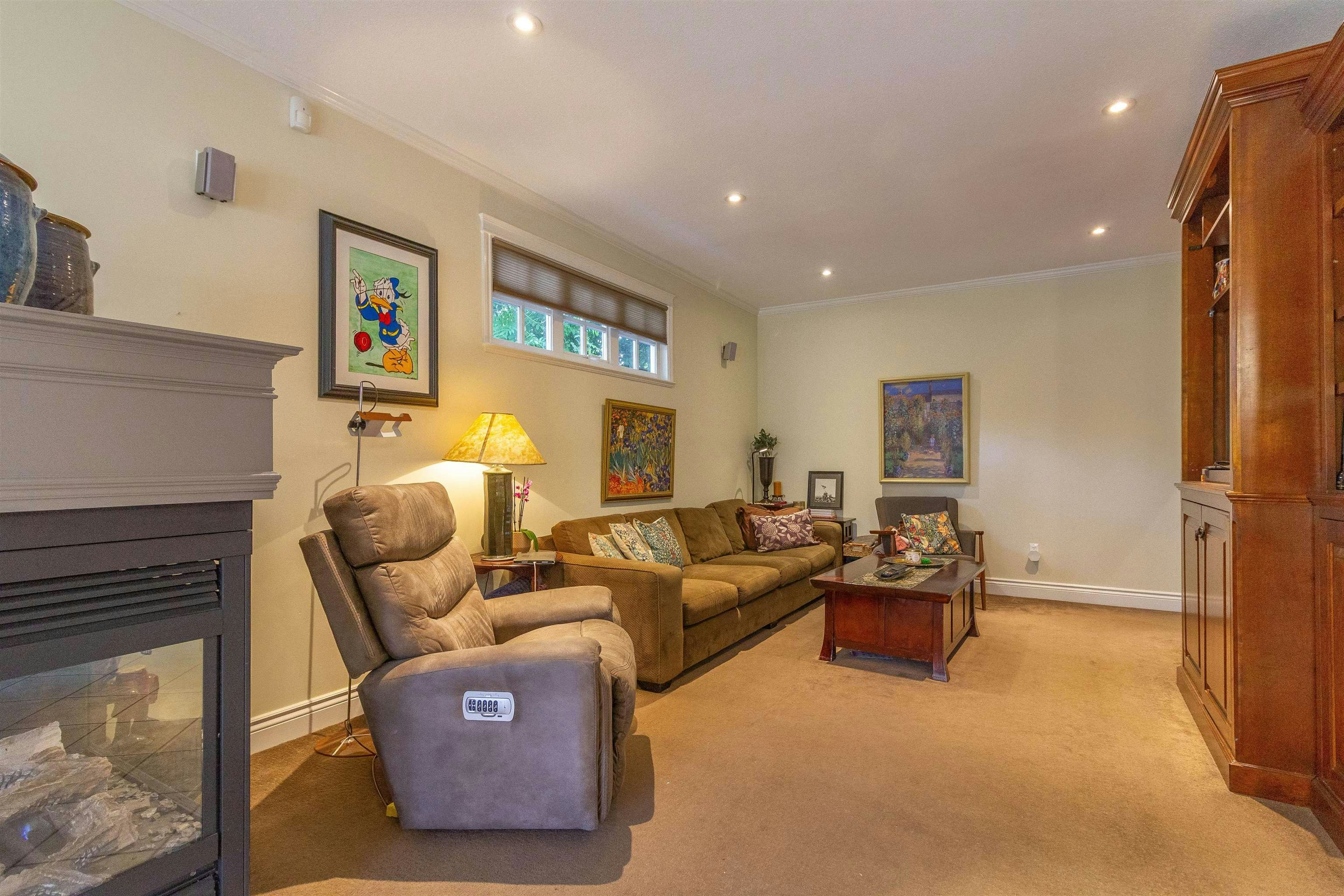 358 E 14th Street, North Vancouver, BC, V7L 2N6 - 12