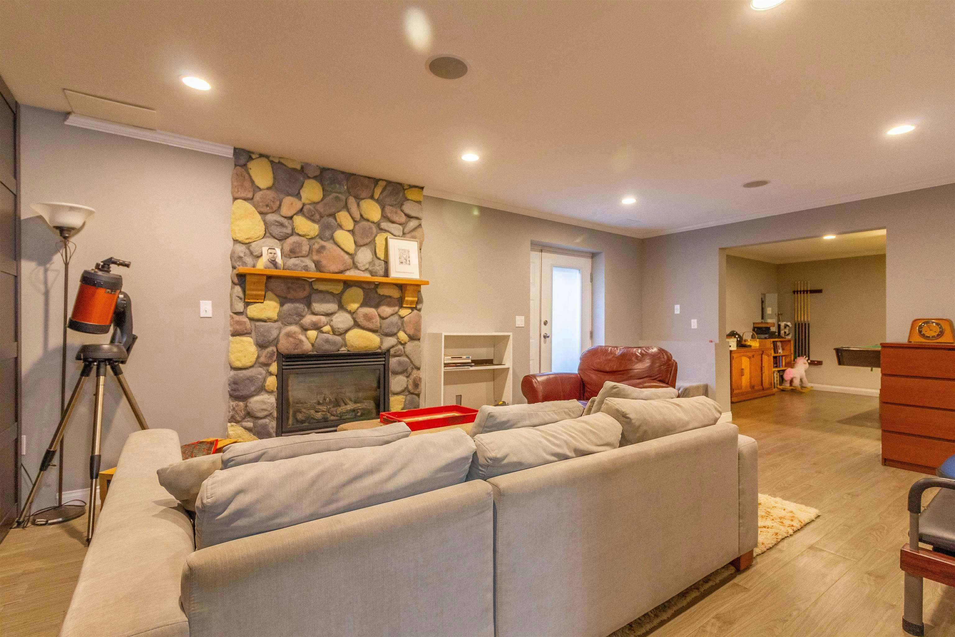 358 E 14th Street, North Vancouver, BC, V7L 2N6 - 27