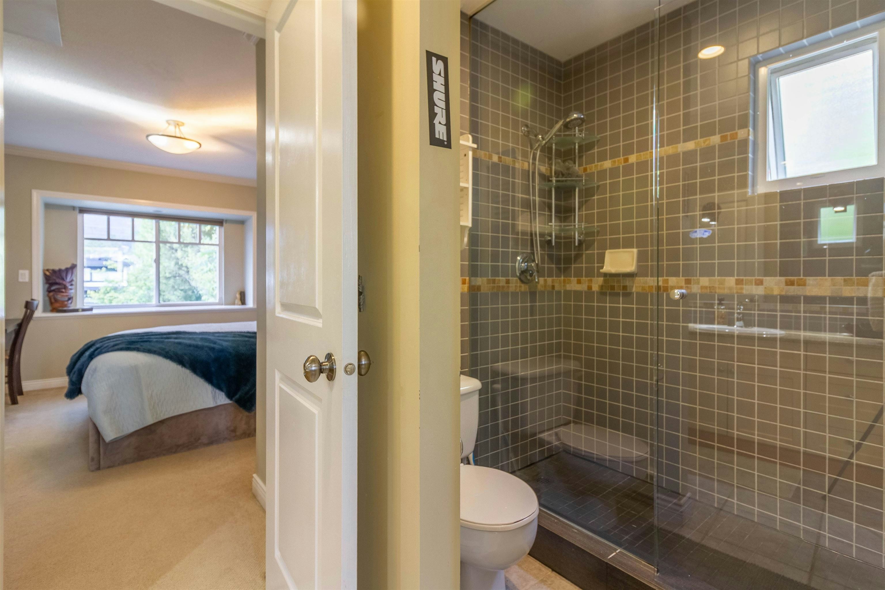 358 E 14th Street, North Vancouver, BC, V7L 2N6 - 21