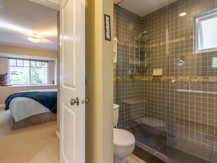 358 E 14th Street, North Vancouver, BC, V7L 2N6 - 21