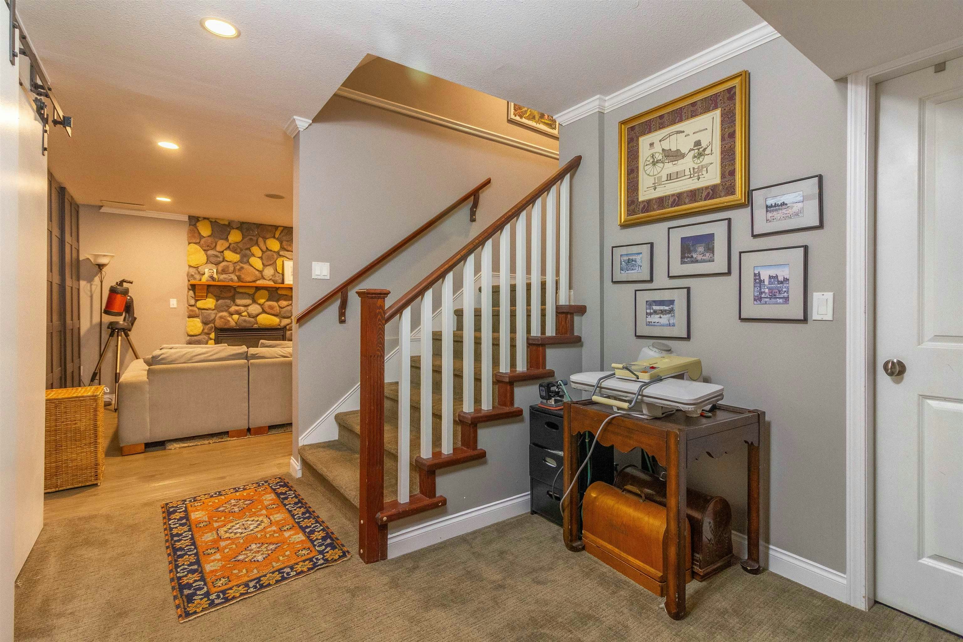 358 E 14th Street, North Vancouver, BC, V7L 2N6 - 26