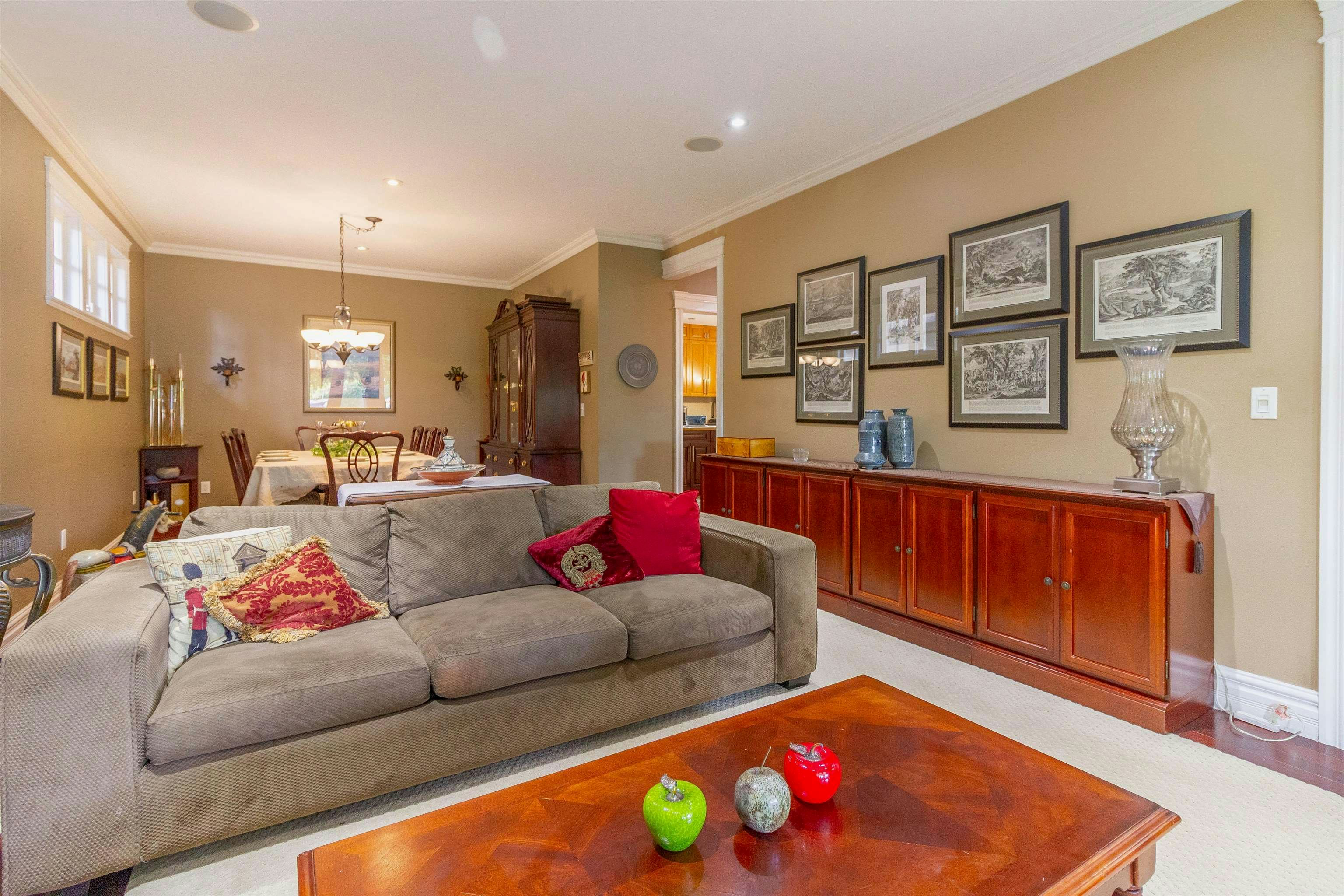 358 E 14th Street - 5