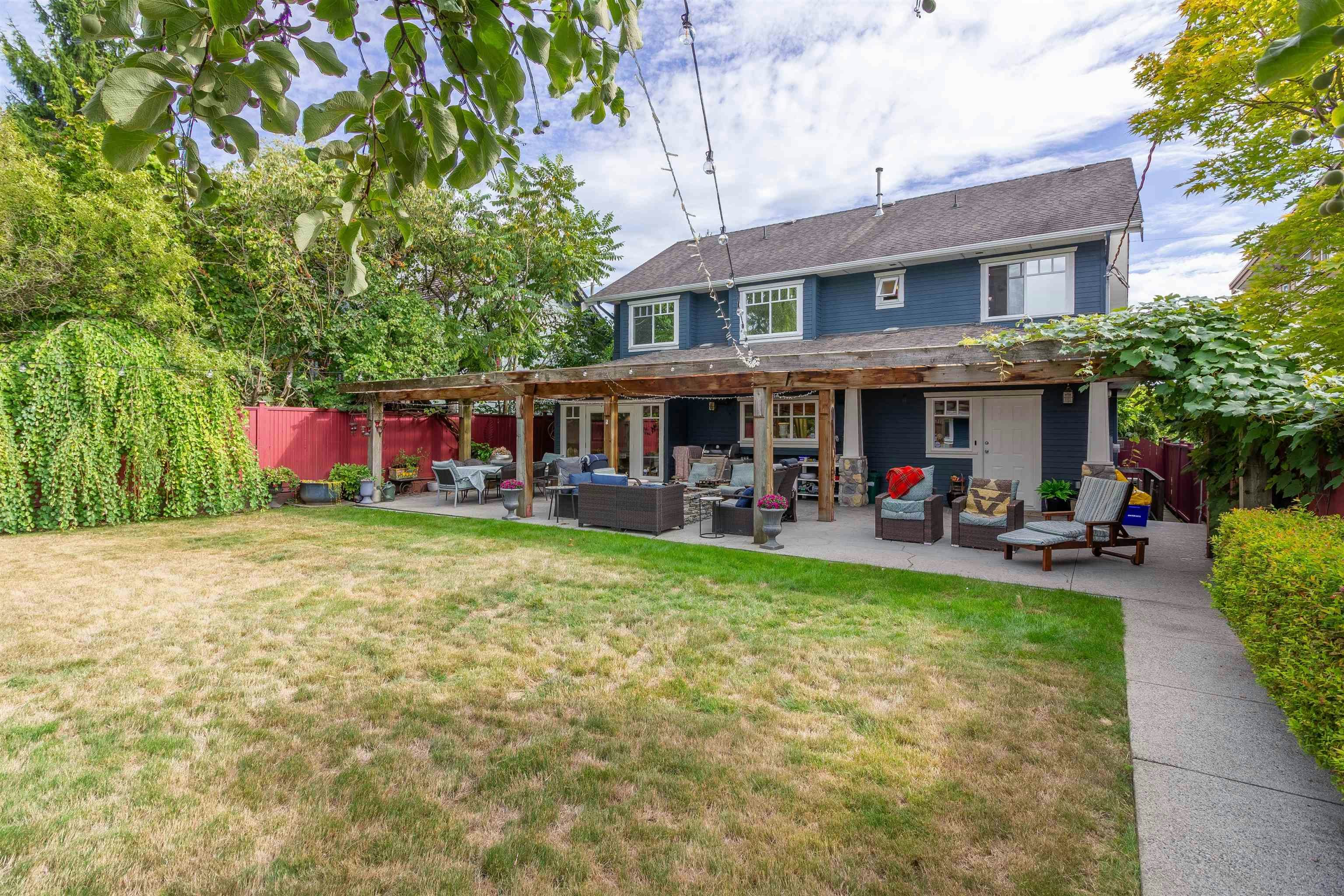 358 E 14th Street, North Vancouver, BC, V7L 2N6 - 34