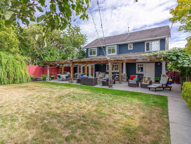 358 E 14th Street, North Vancouver, BC, V7L 2N6 - 34