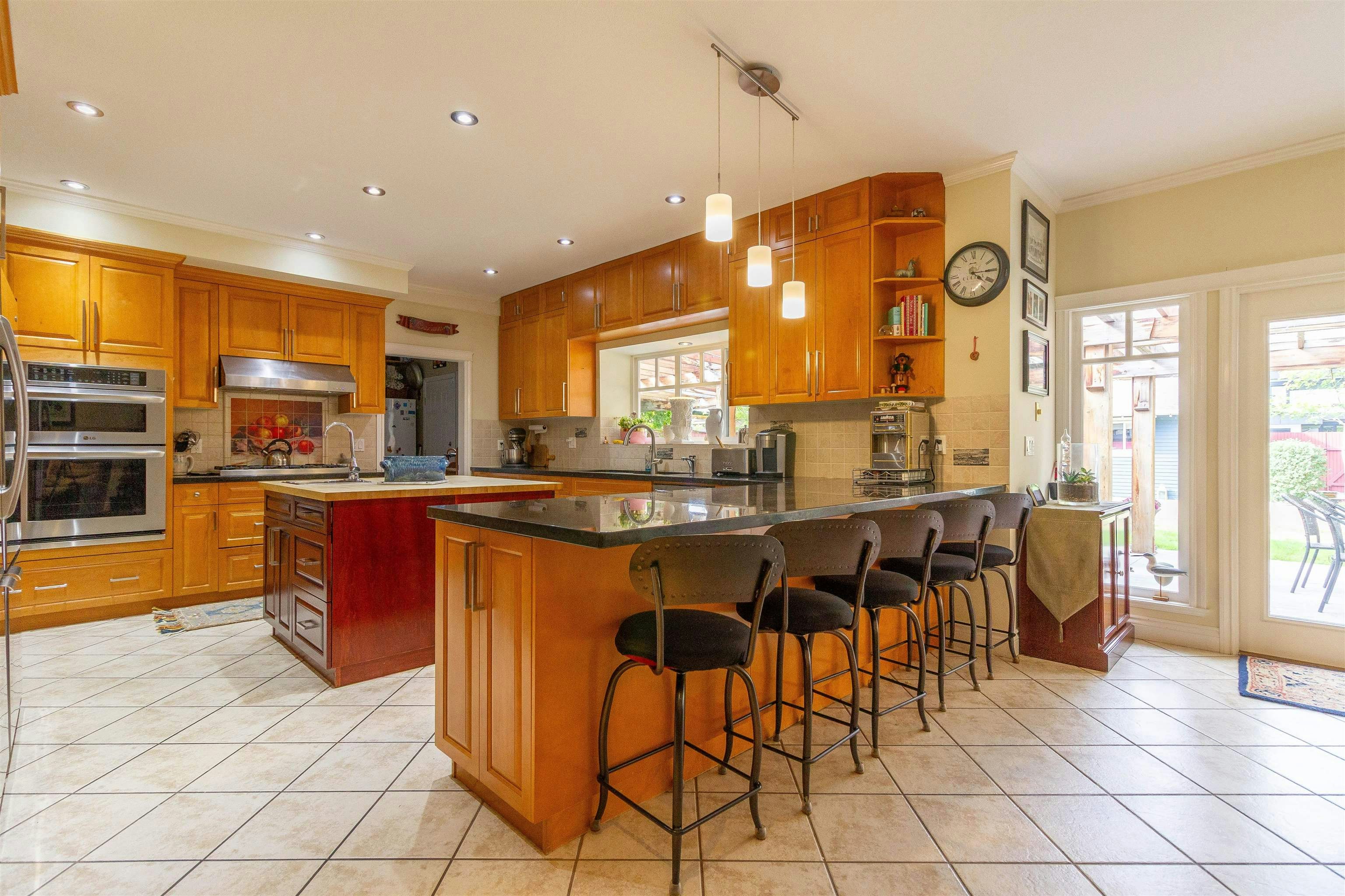 358 E 14th Street, North Vancouver, BC, V7L 2N6 - 8