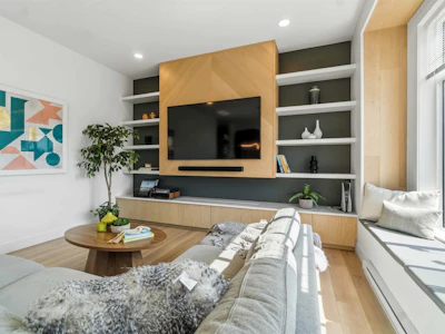 9-3552 Victoria Drive - 3