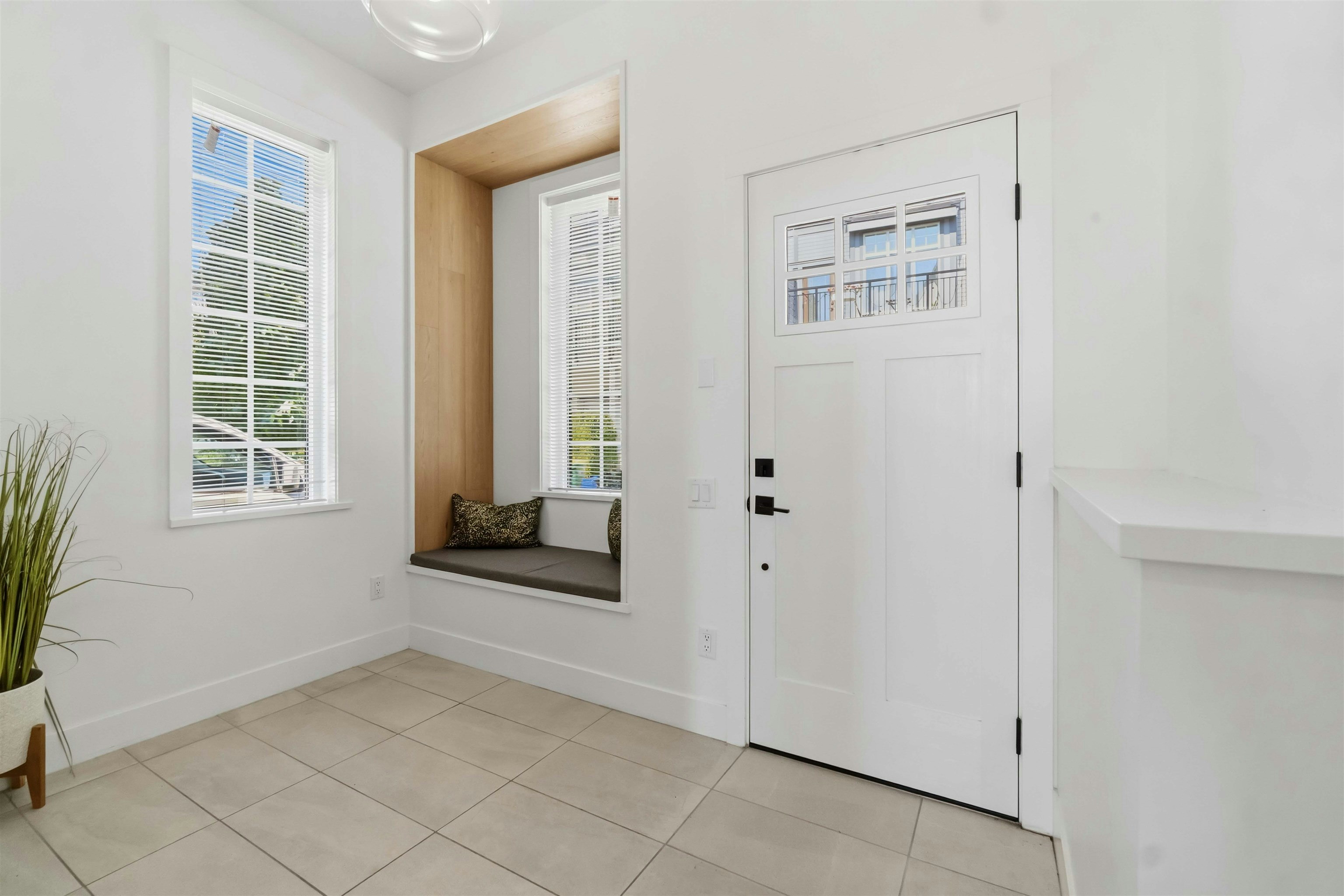 9-3552 Victoria Drive - 2