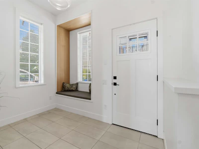 9-3552 Victoria Drive - 2