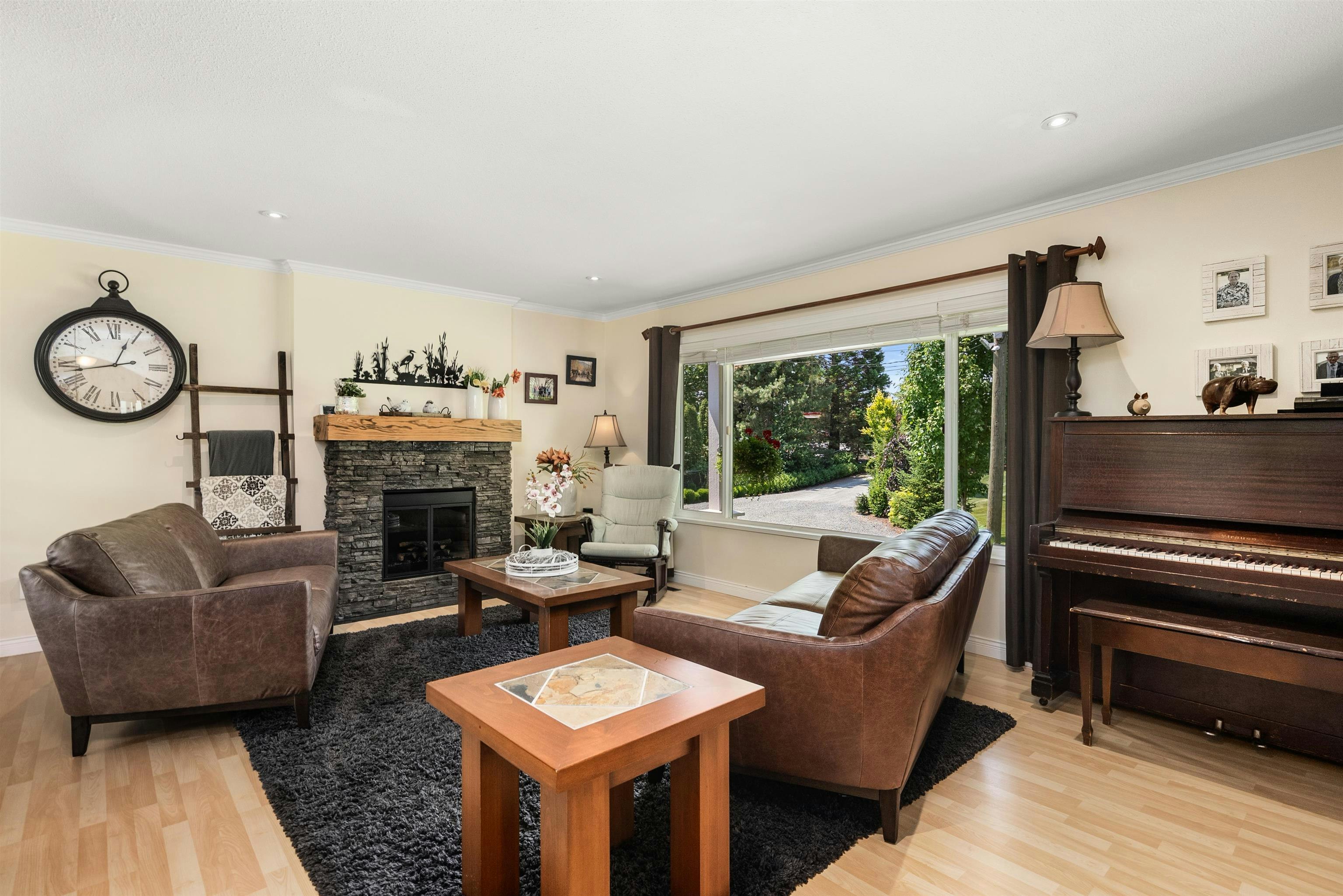 10268 Young Road - 5
