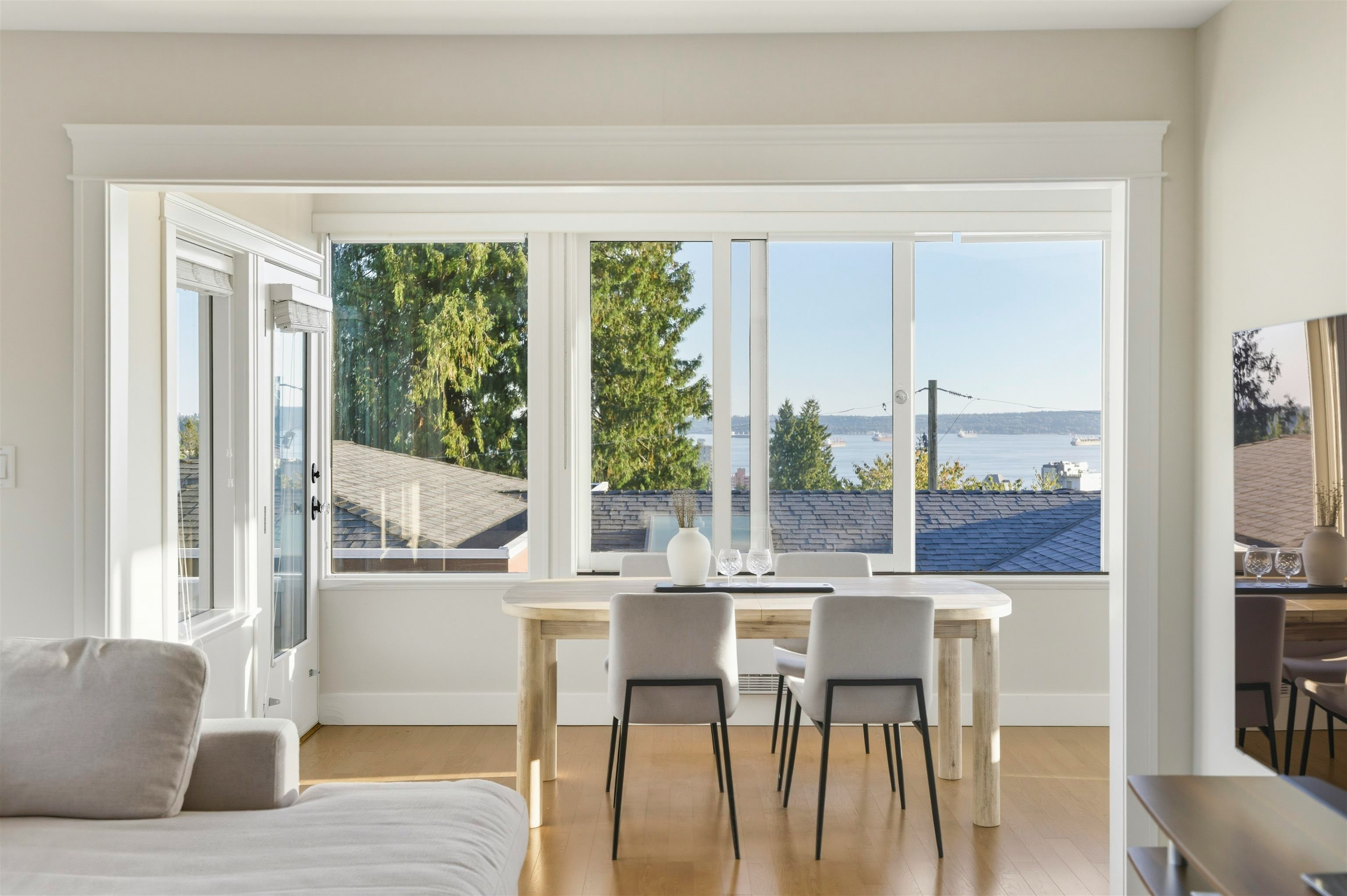 1631 22nd Street, West Vancouver, BC, V7V 4E2 - 16