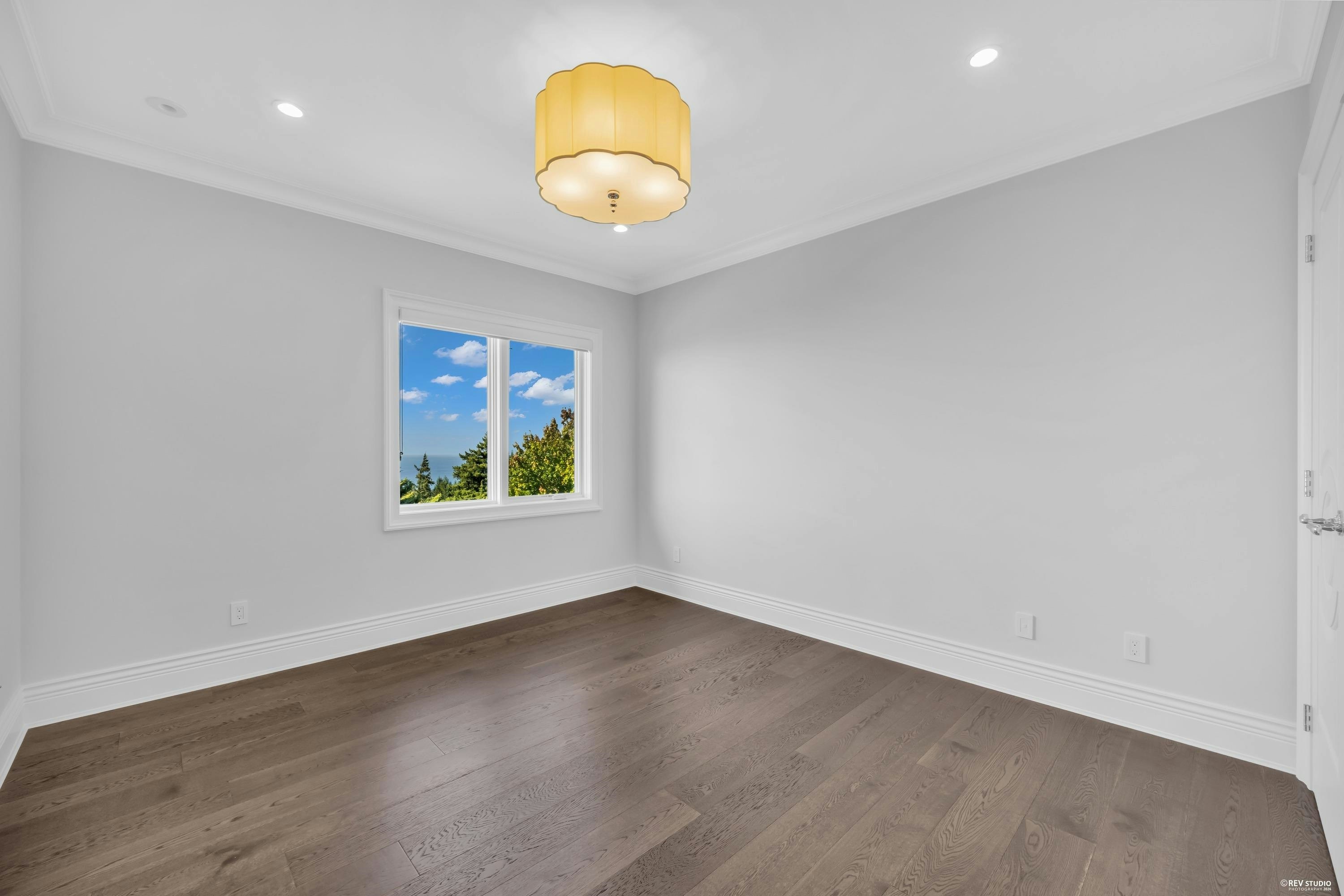 4135 Burkehill Place, West Vancouver, BC, V7V 3M8 - 27