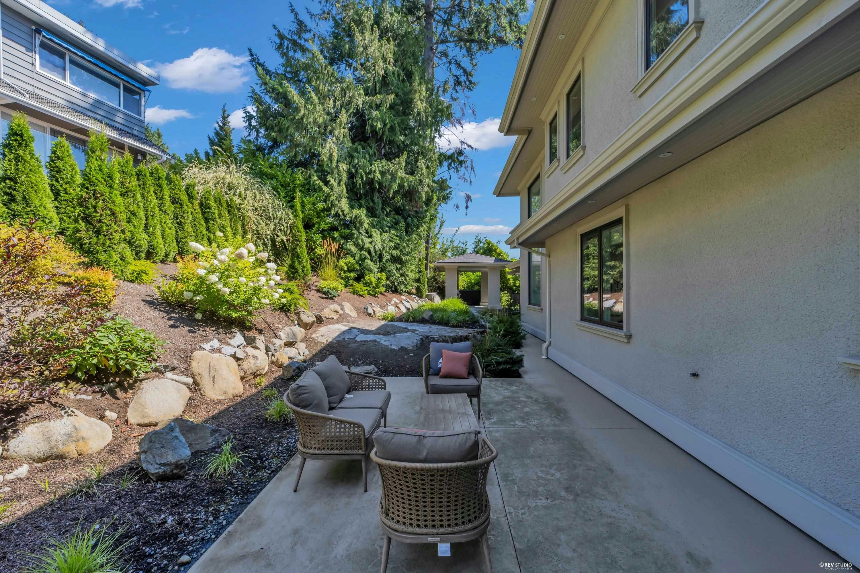 4135 Burkehill Place, West Vancouver, BC, V7V 3M8 - 37