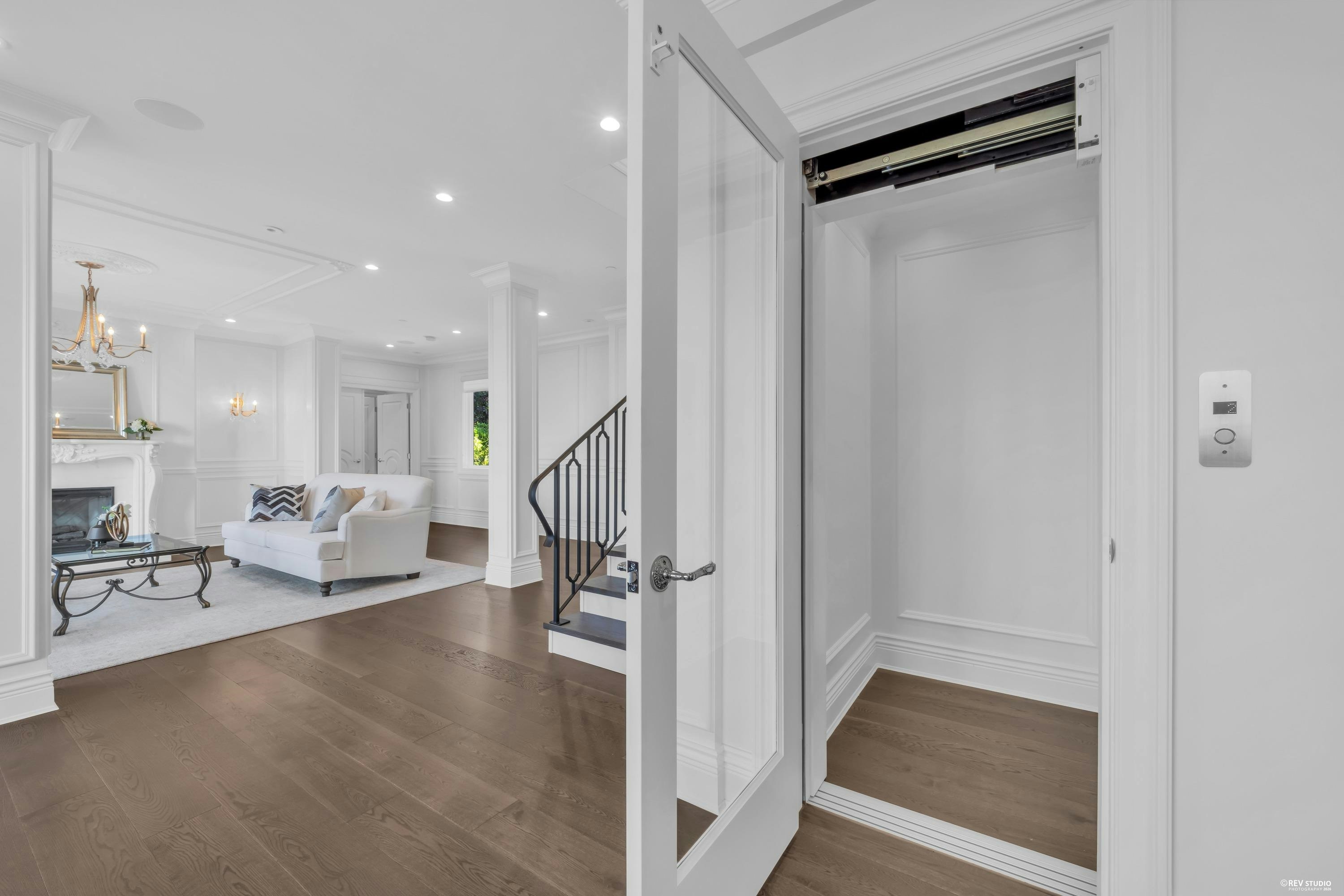 4135 Burkehill Place, West Vancouver, BC, V7V 3M8 - 18