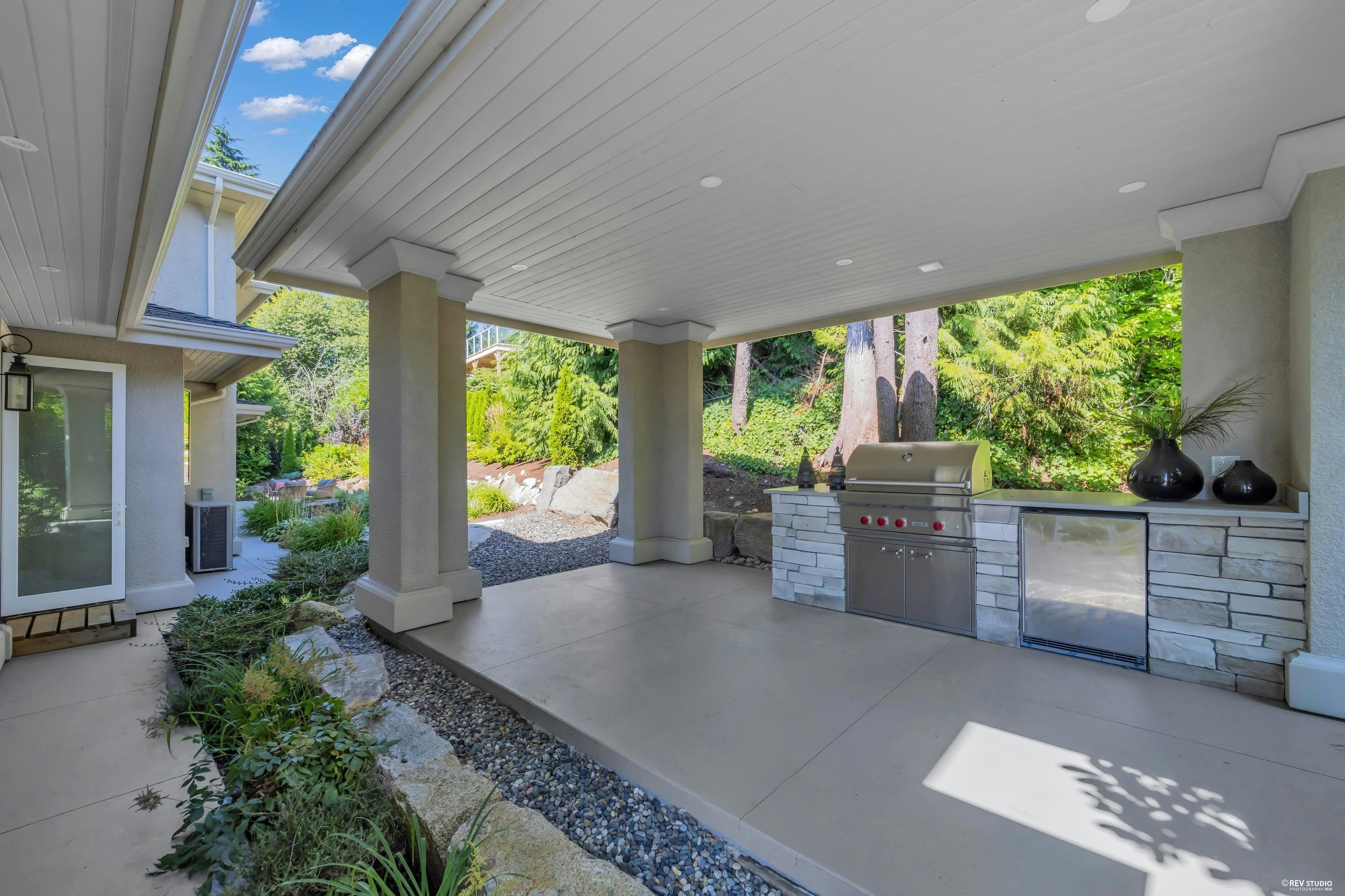 4135 Burkehill Place, West Vancouver, BC, V7V 3M8 - 35