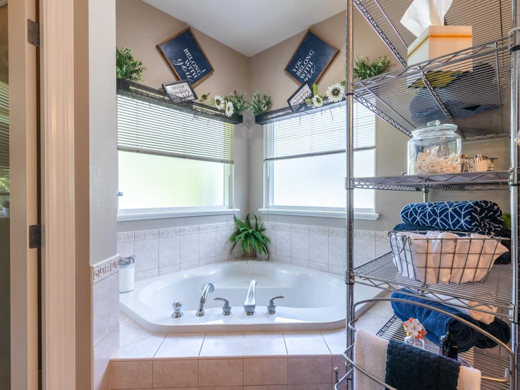 24725 130a Avenue, Maple Ridge, BC, V4R 2C7 - 24