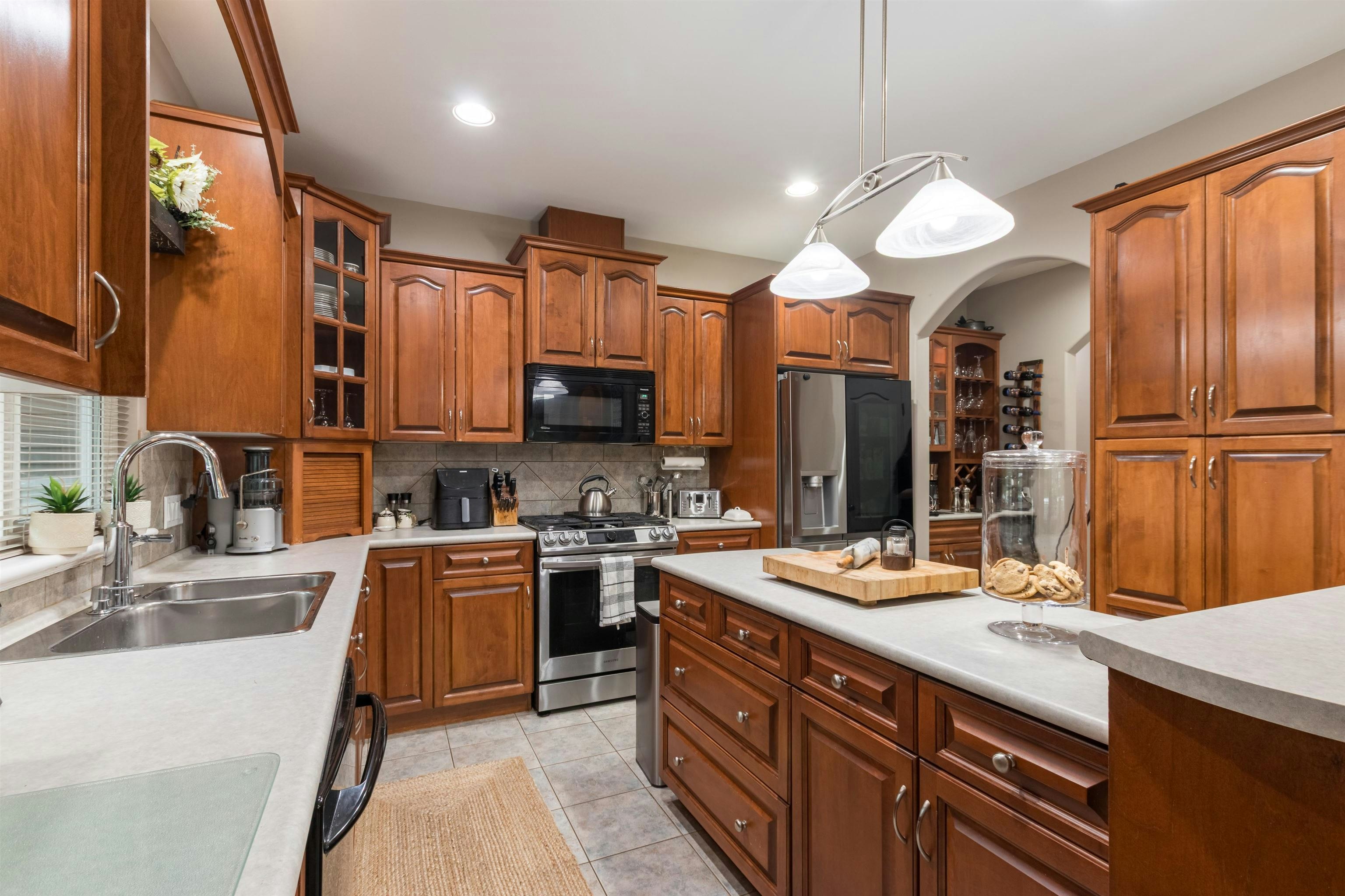 24725 130a Avenue, Maple Ridge, BC, V4R 2C7 - 12