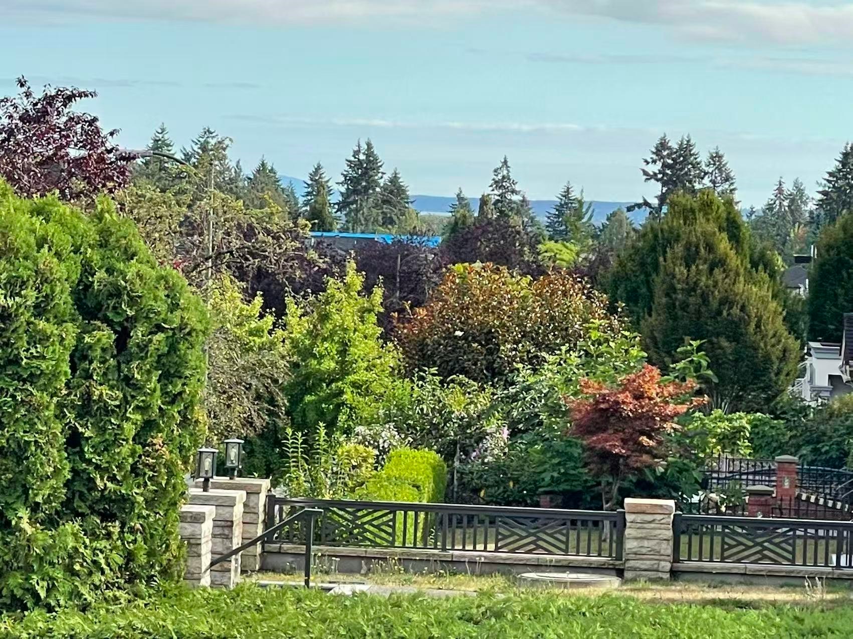 2840 E 49th Avenue - 3