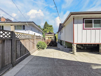 4116 Gilpin Crescent - 5