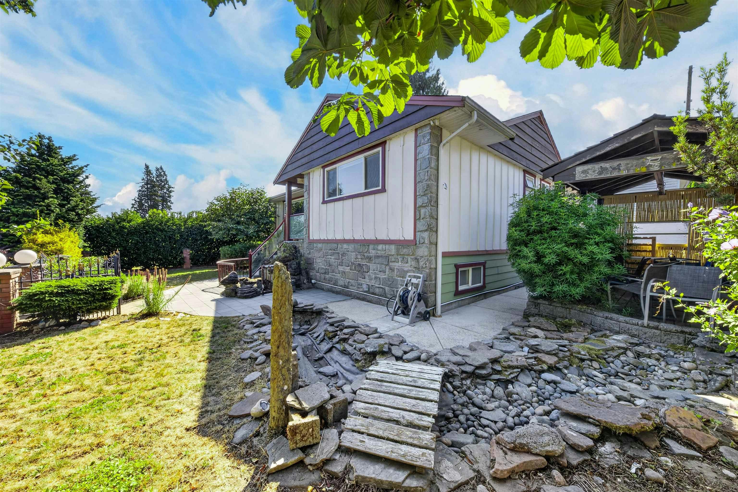 4116 Gilpin Crescent - 3