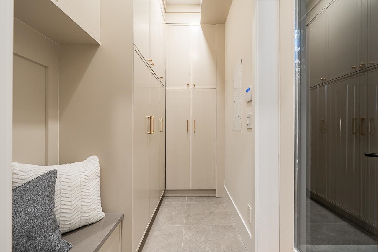 1-6210 Curtis Street, Burnaby, BC, V5B 2A5 - 13