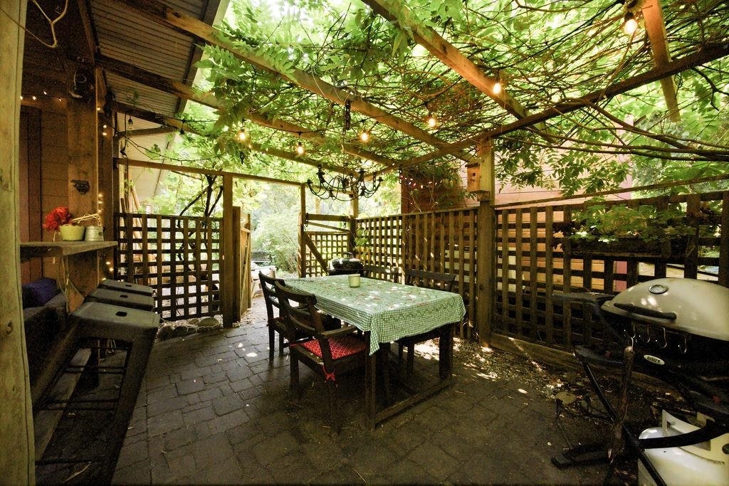 1-1131 Emery Road - 3