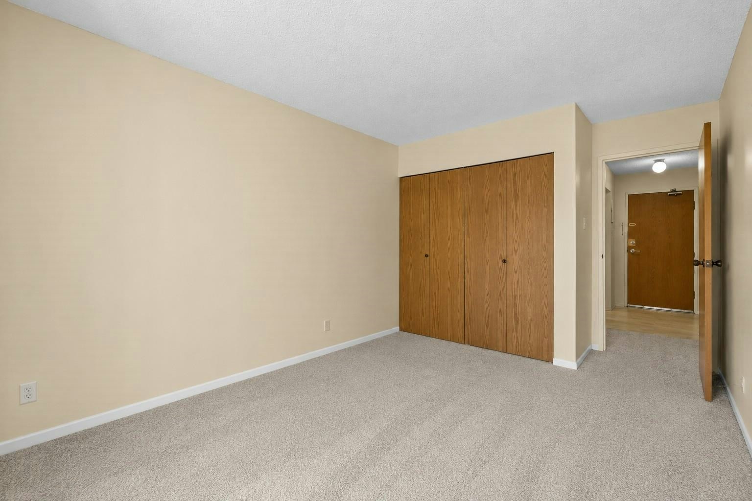 211-8400 Lansdowne Road, Richmond, BC, V6X 3G3 - 12