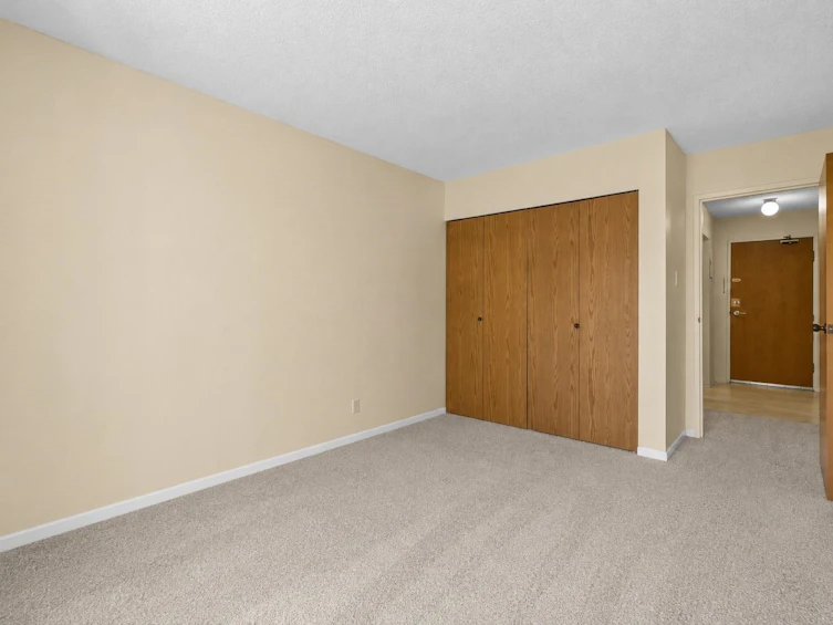 211-8400 Lansdowne Road, Richmond, BC, V6X 3G3 - 12