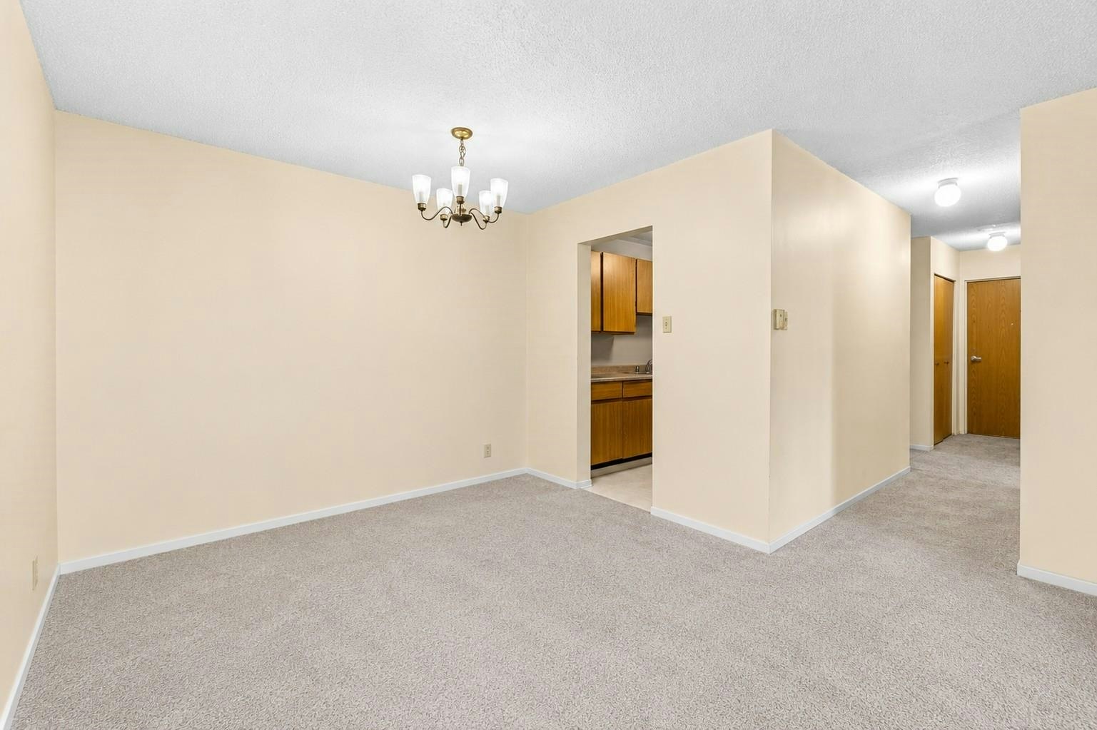 211-8400 Lansdowne Road, Richmond, BC, V6X 3G3 - 8