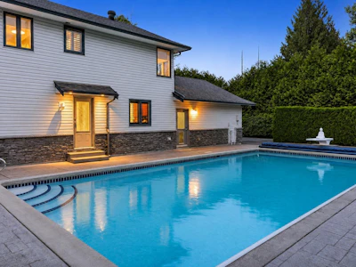 21790 100 Avenue - 5
