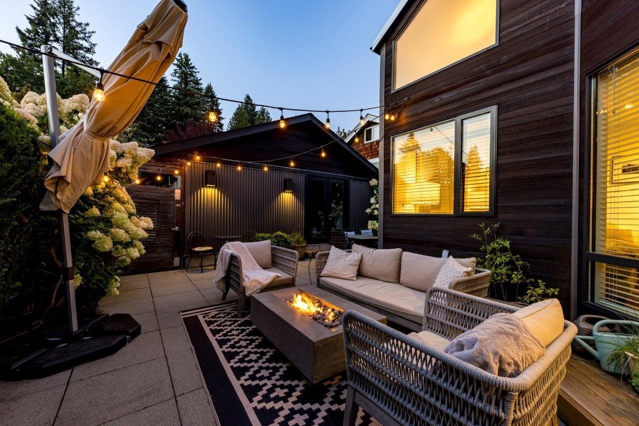 126 E St. James Road, North Vancouver, BC, V7N 1K9