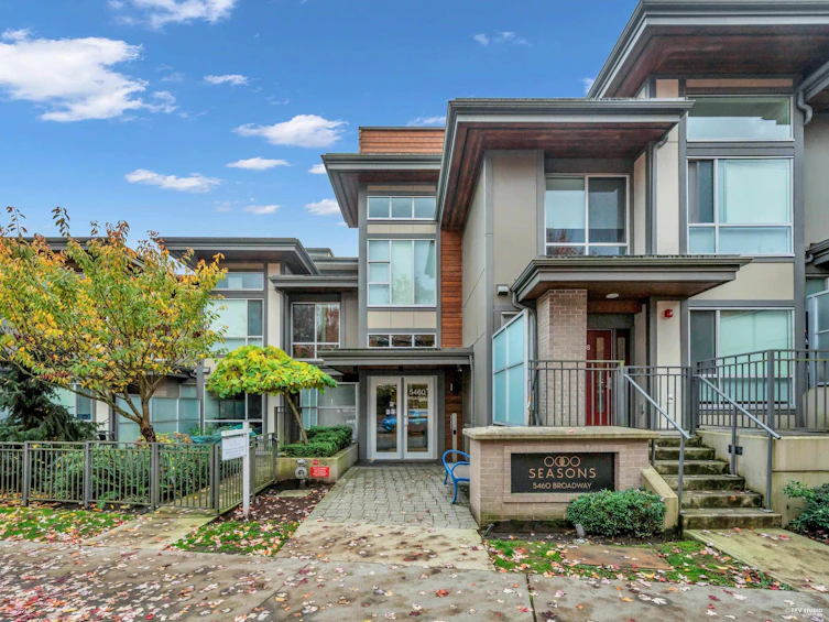 201-5460 Broadway, Burnaby, BC, V5B 0B4 - 27
