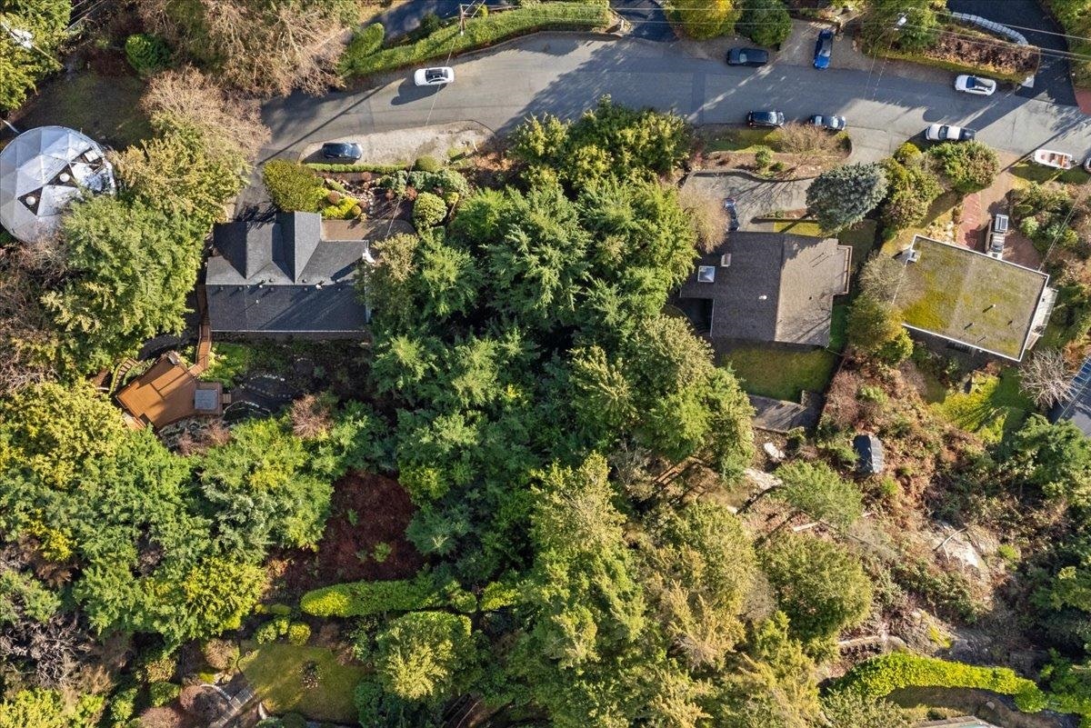 478 Craigmohr Drive - 3