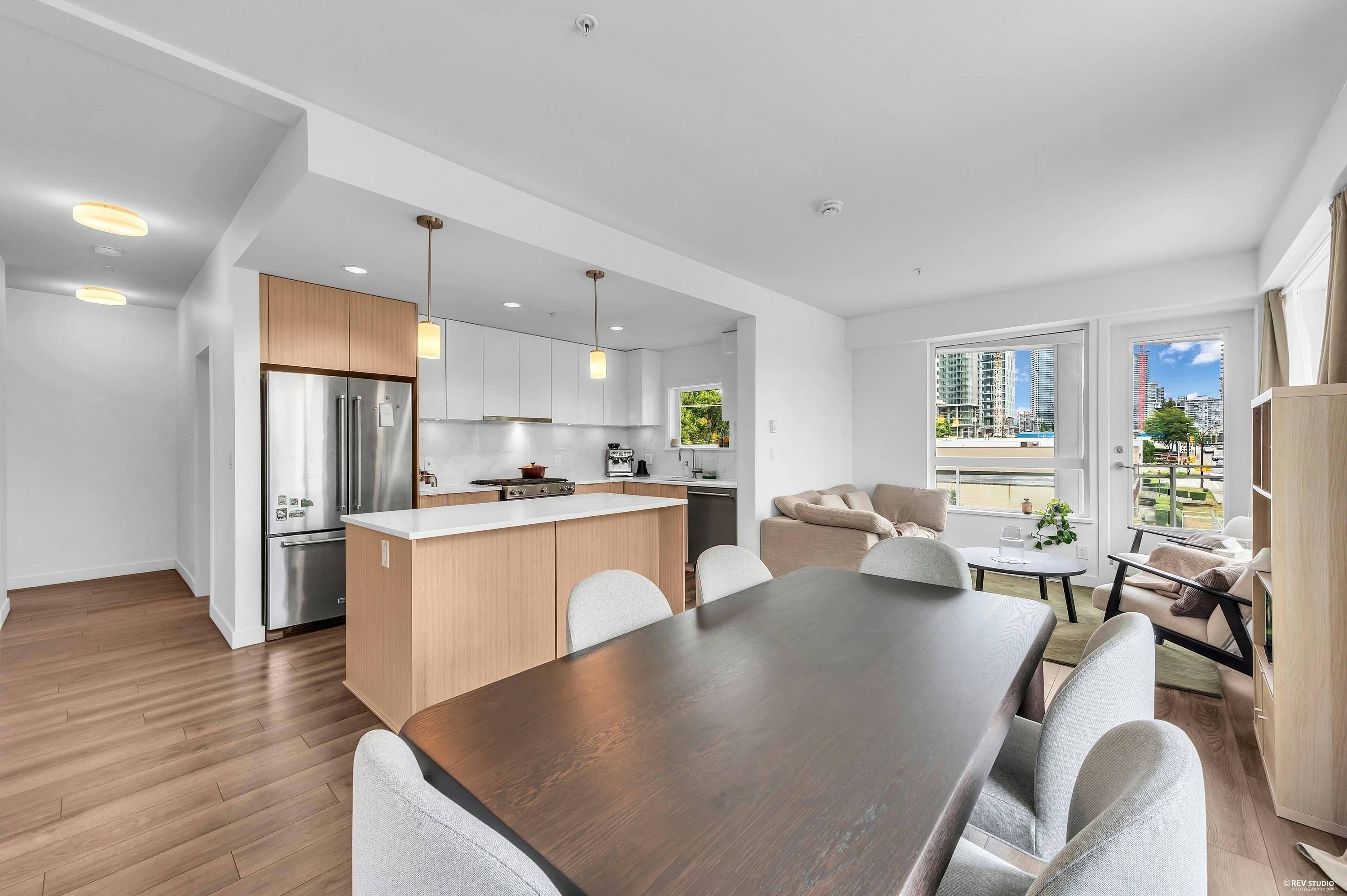 412-2188 Madison Avenue - 4