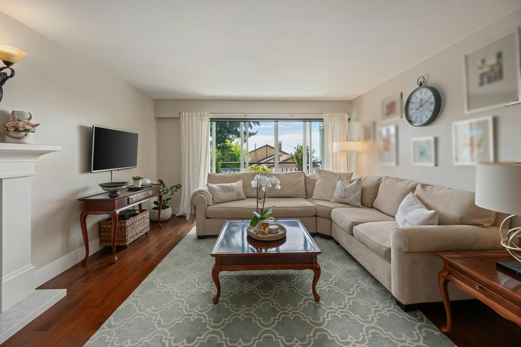 204-15070 Prospect Avenue, Surrey, BC, V4B 2B7 - 10