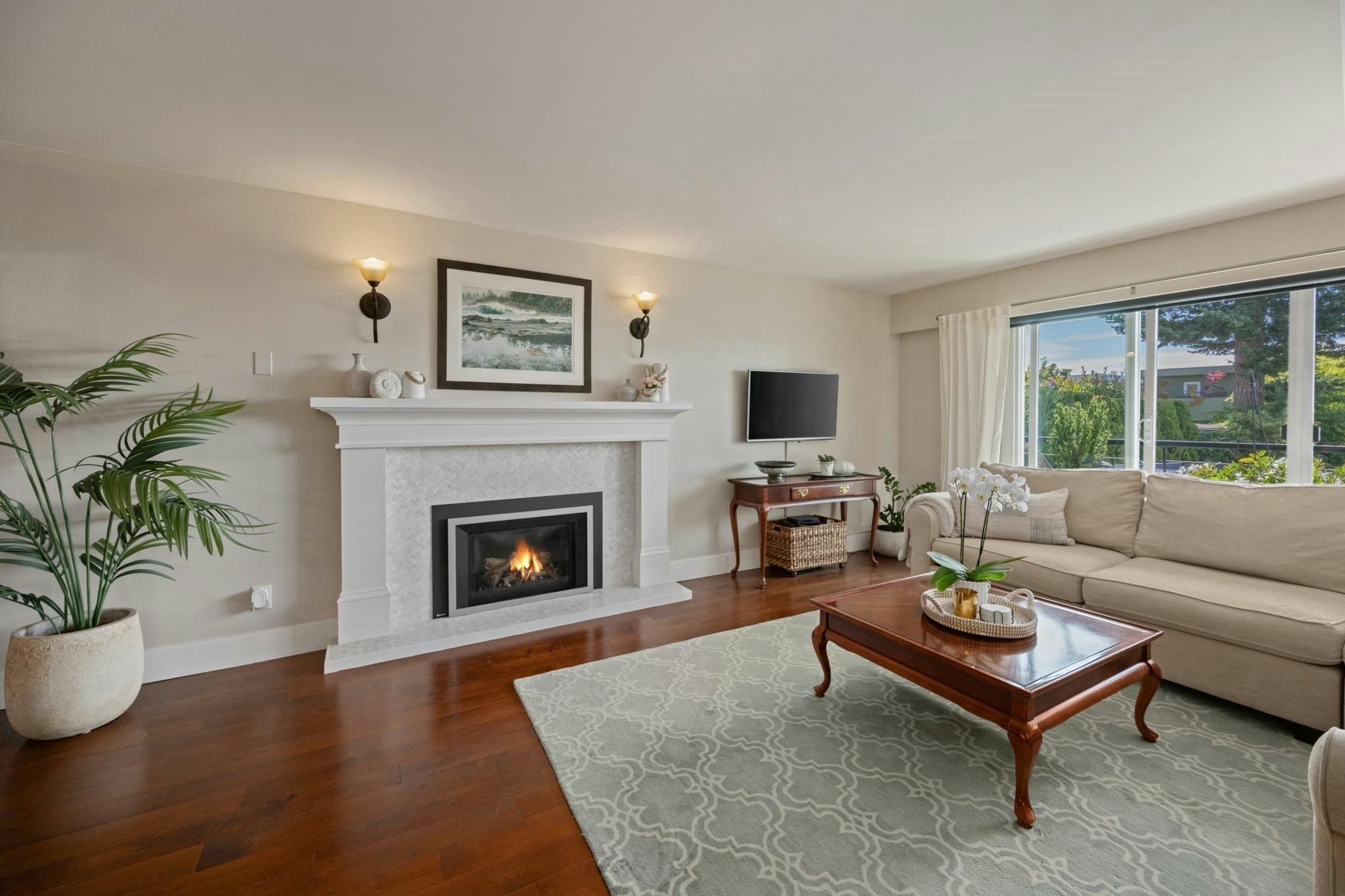 204-15070 Prospect Avenue, Surrey, BC, V4B 2B7 - 9