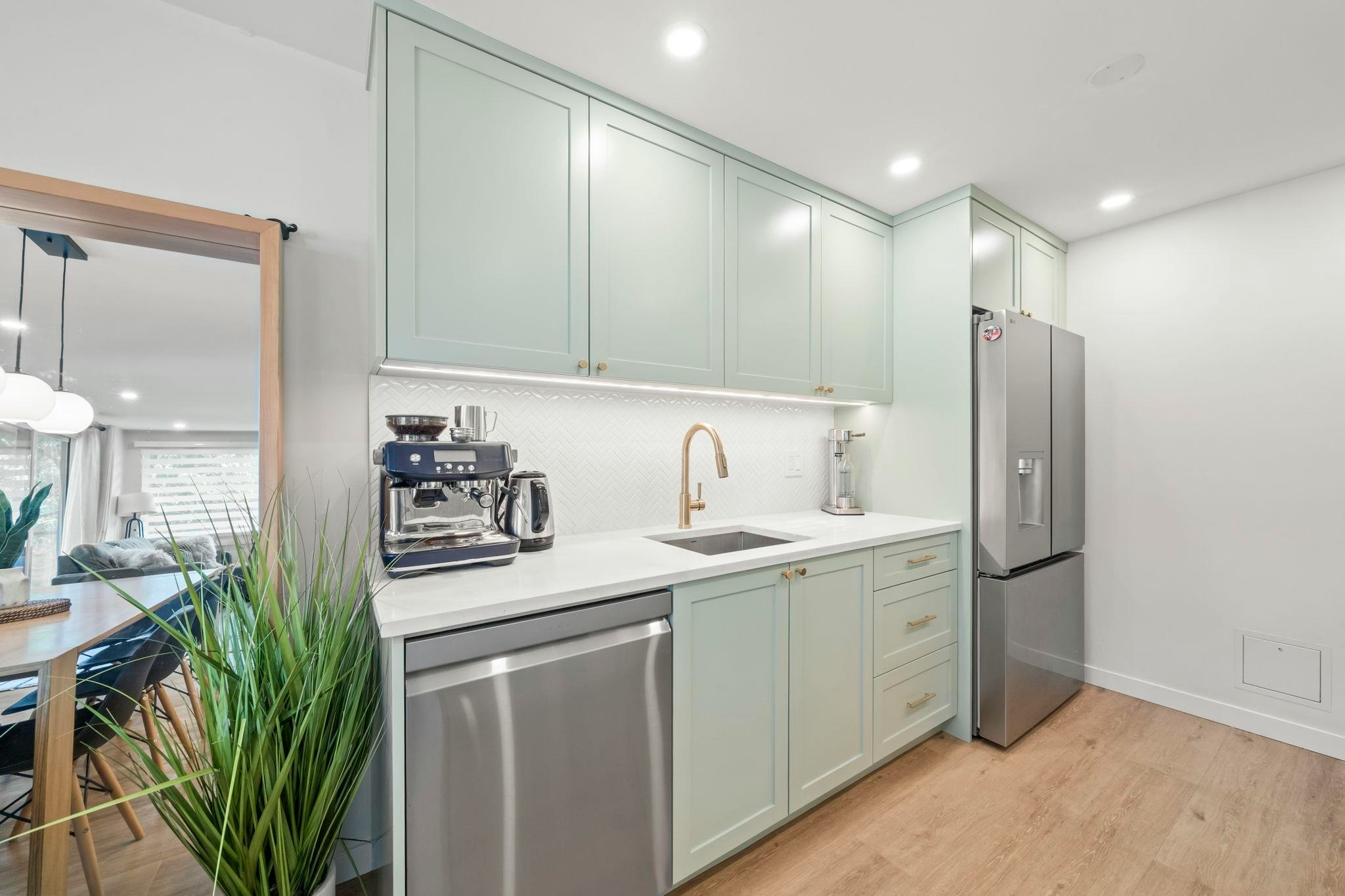 206-327 W 2nd Street, North Vancouver, BC, V7M 1E2 - 11
