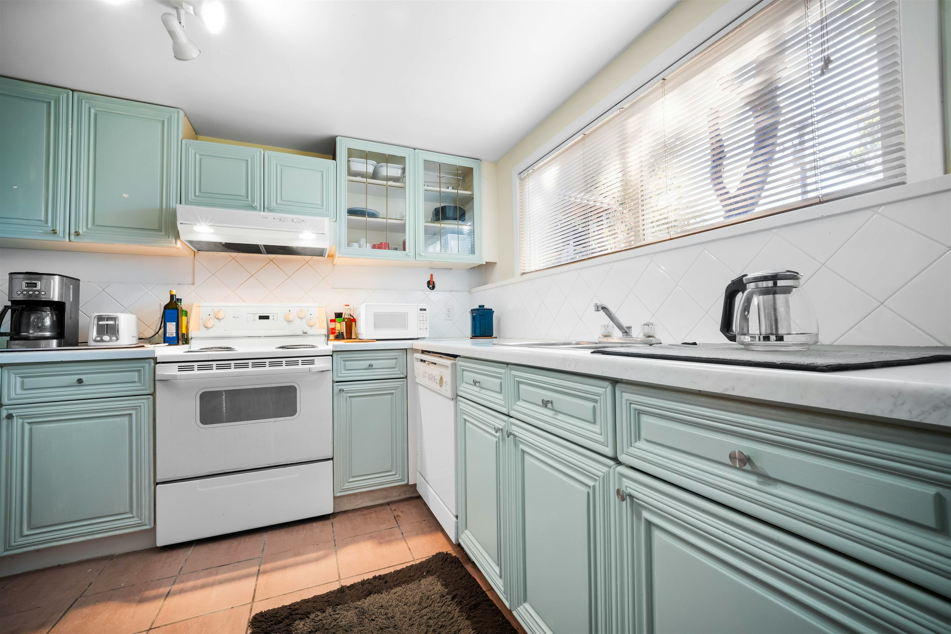 521 Brookmere Avenue, Coquitlam, BC, V3J 1W8 - 21