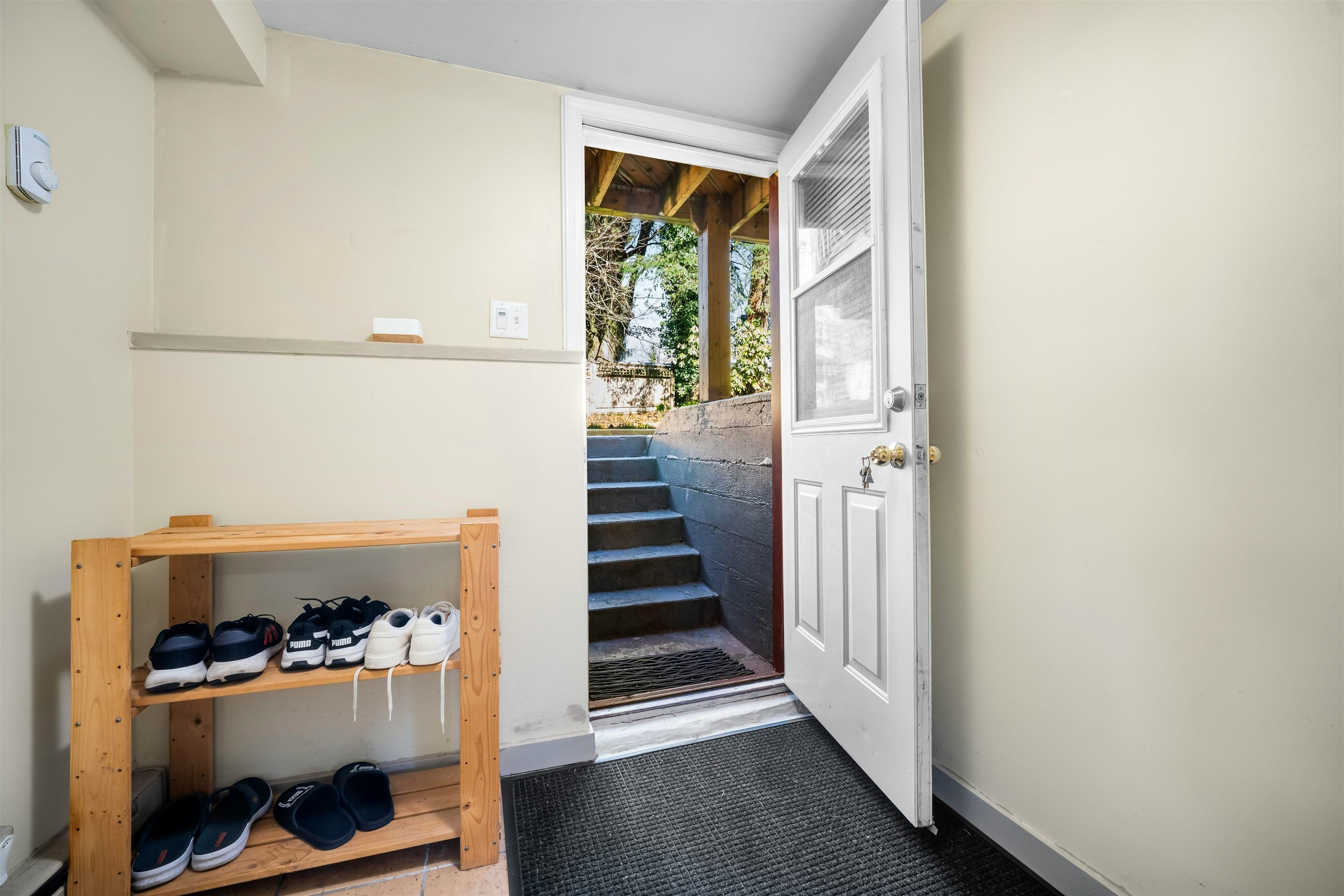 521 Brookmere Avenue, Coquitlam, BC, V3J 1W8 - 19