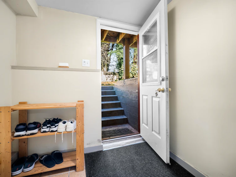 521 Brookmere Avenue, Coquitlam, BC, V3J 1W8 - 19