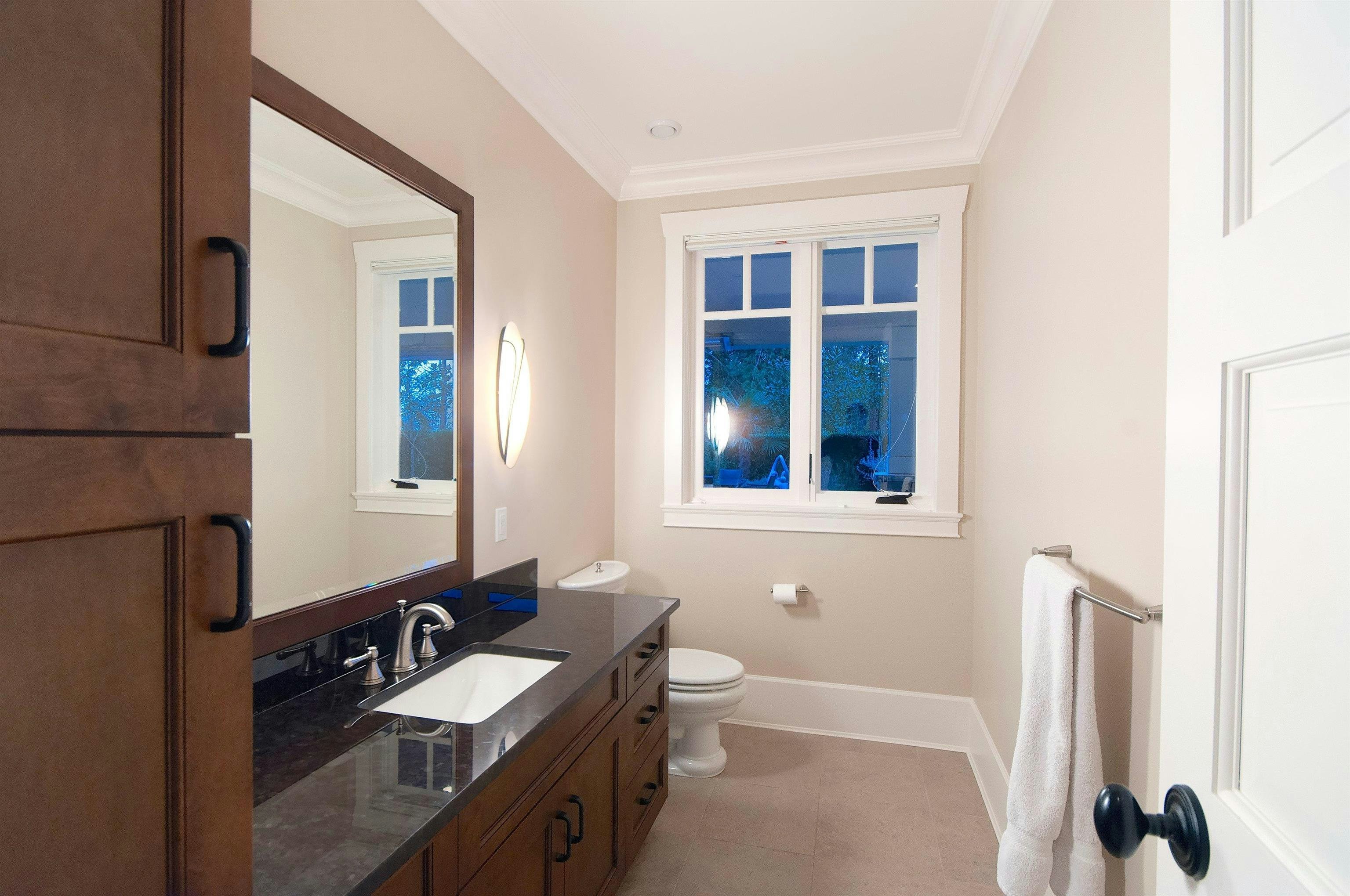 460 Westholme Road, West Vancouver, BC, V7V 2N1 - 32