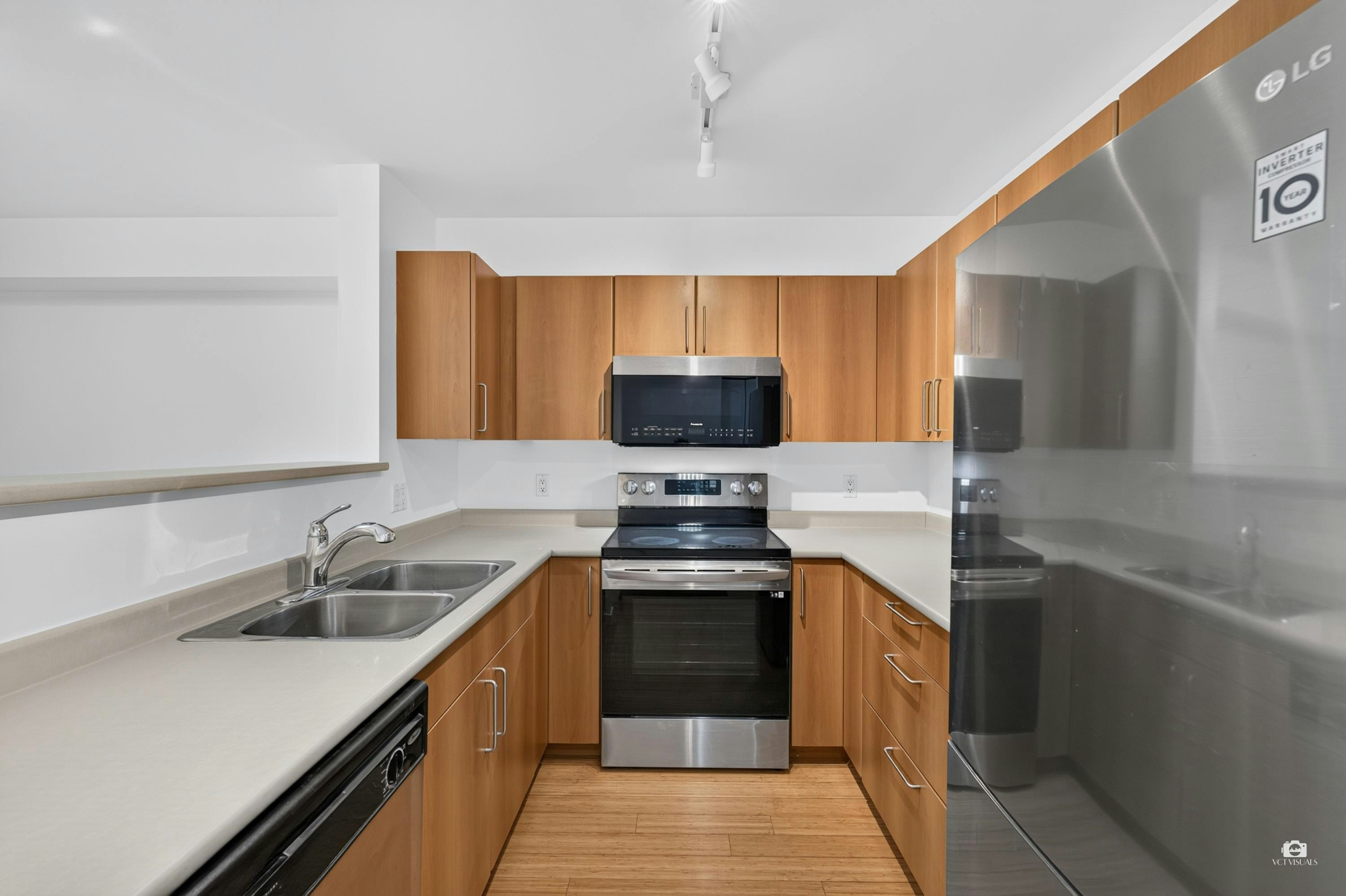 301-3575 Euclid Avenue Avenue, Vancouver, BC, V5R 6H5 - 5
