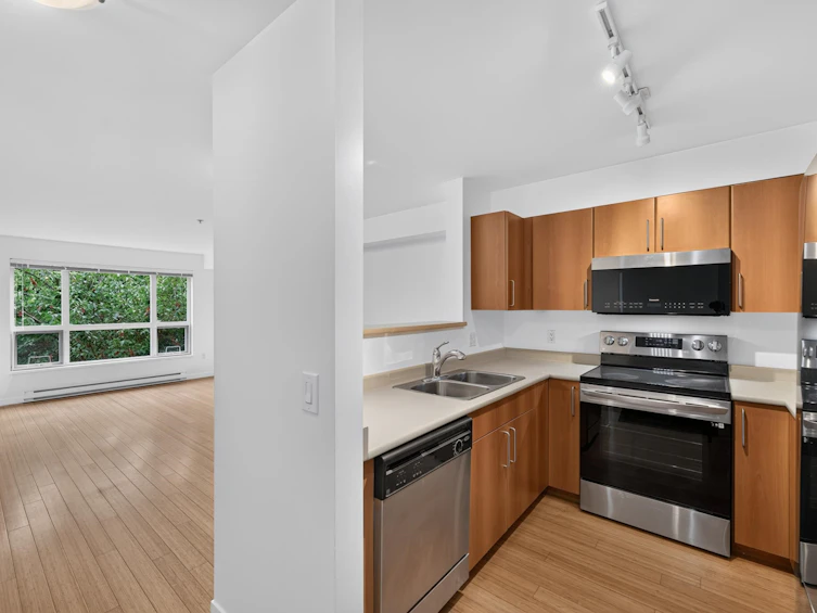 301-3575 Euclid Avenue Avenue, Vancouver, BC, V5R 6H5 - 7