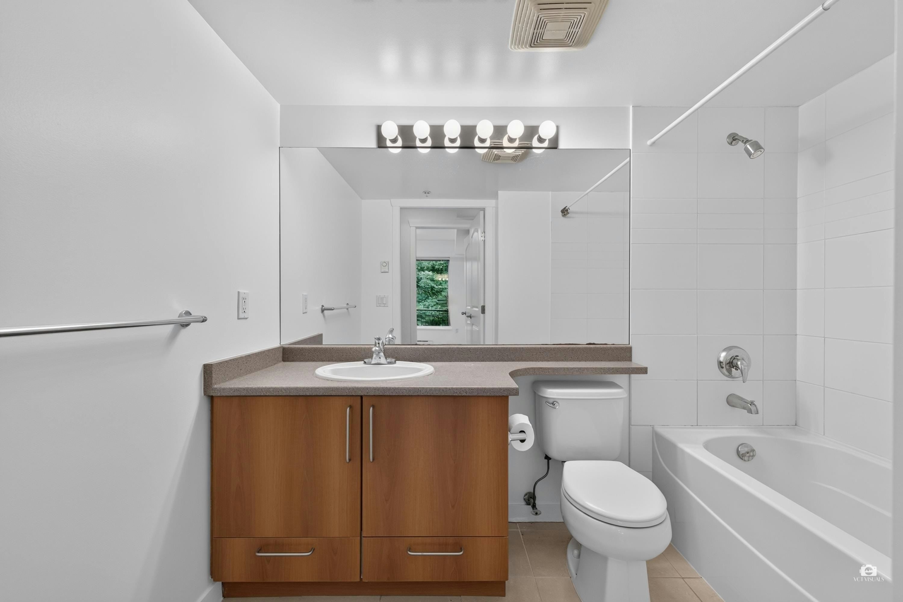 301-3575 Euclid Avenue Avenue, Vancouver, BC, V5R 6H5 - 9