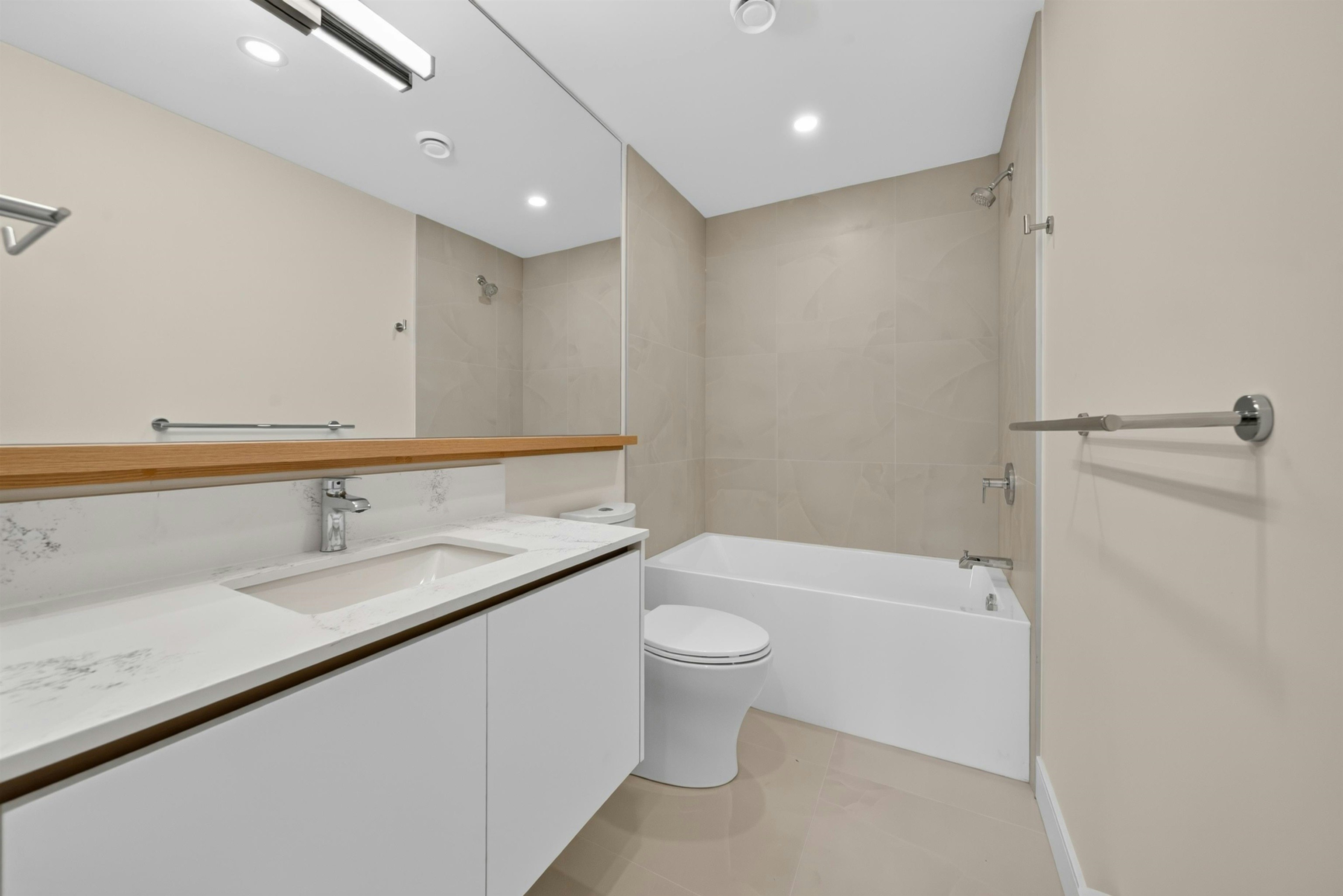 208-918 W 32nd Avenue, Vancouver, BC, V5Z 0L3 - 12