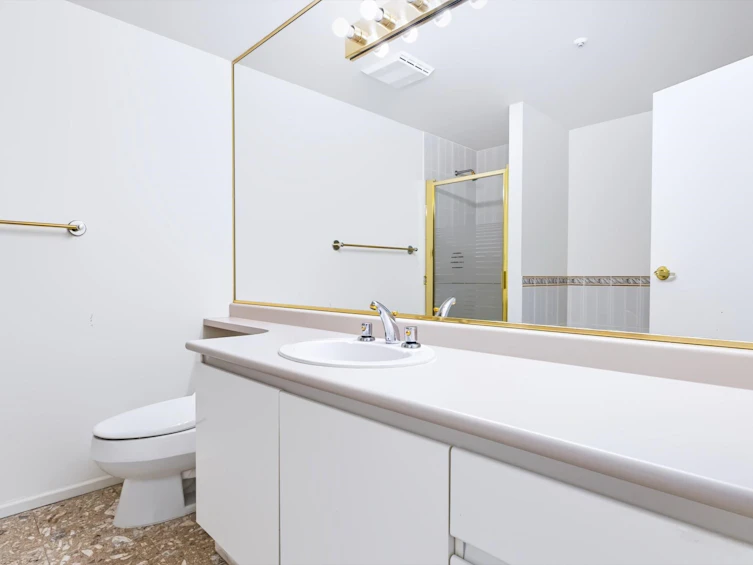 PH1-2438 Heather Street, Vancouver, BC, V5Z 3H9 - 16
